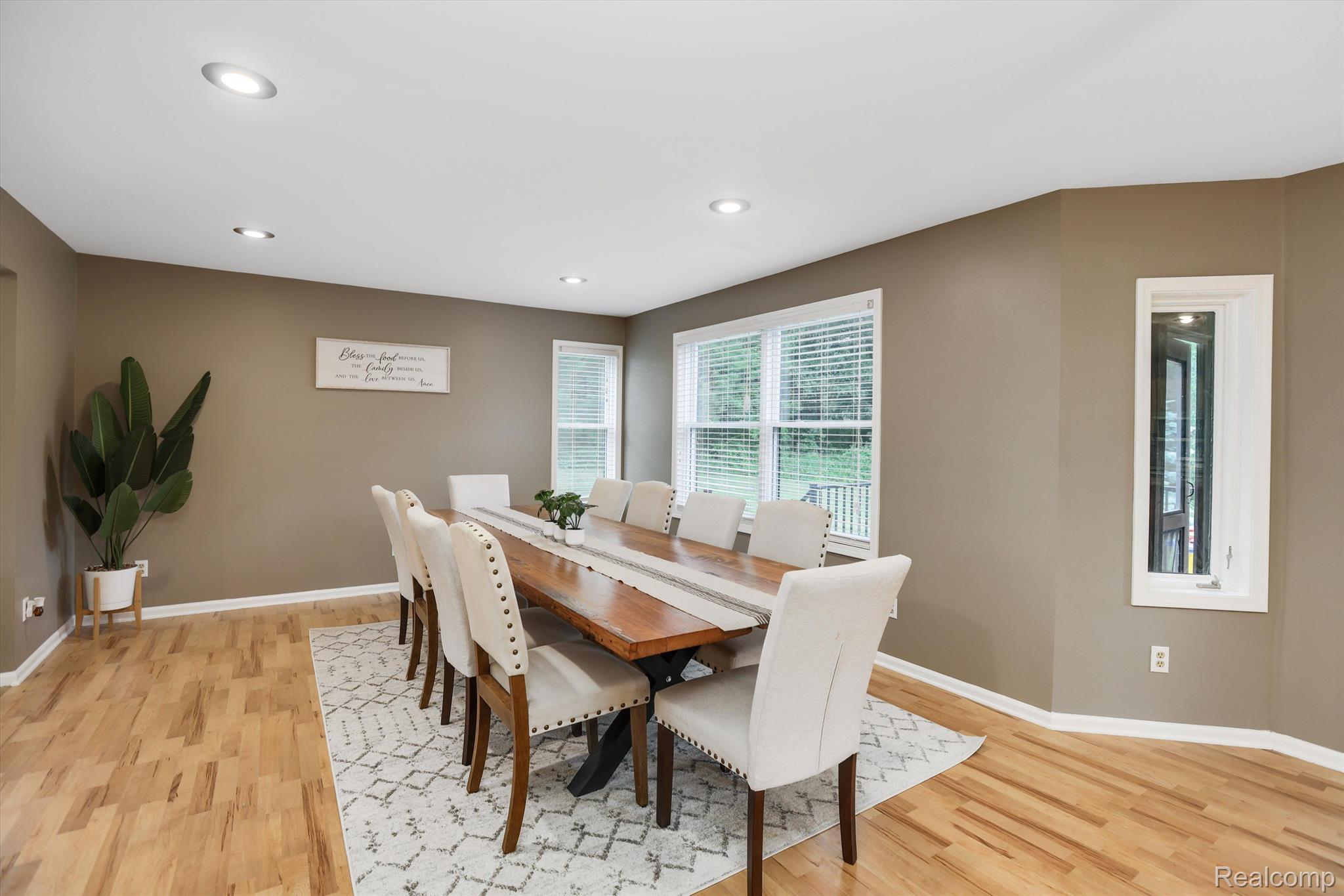 1655 HORSESHOE Drive