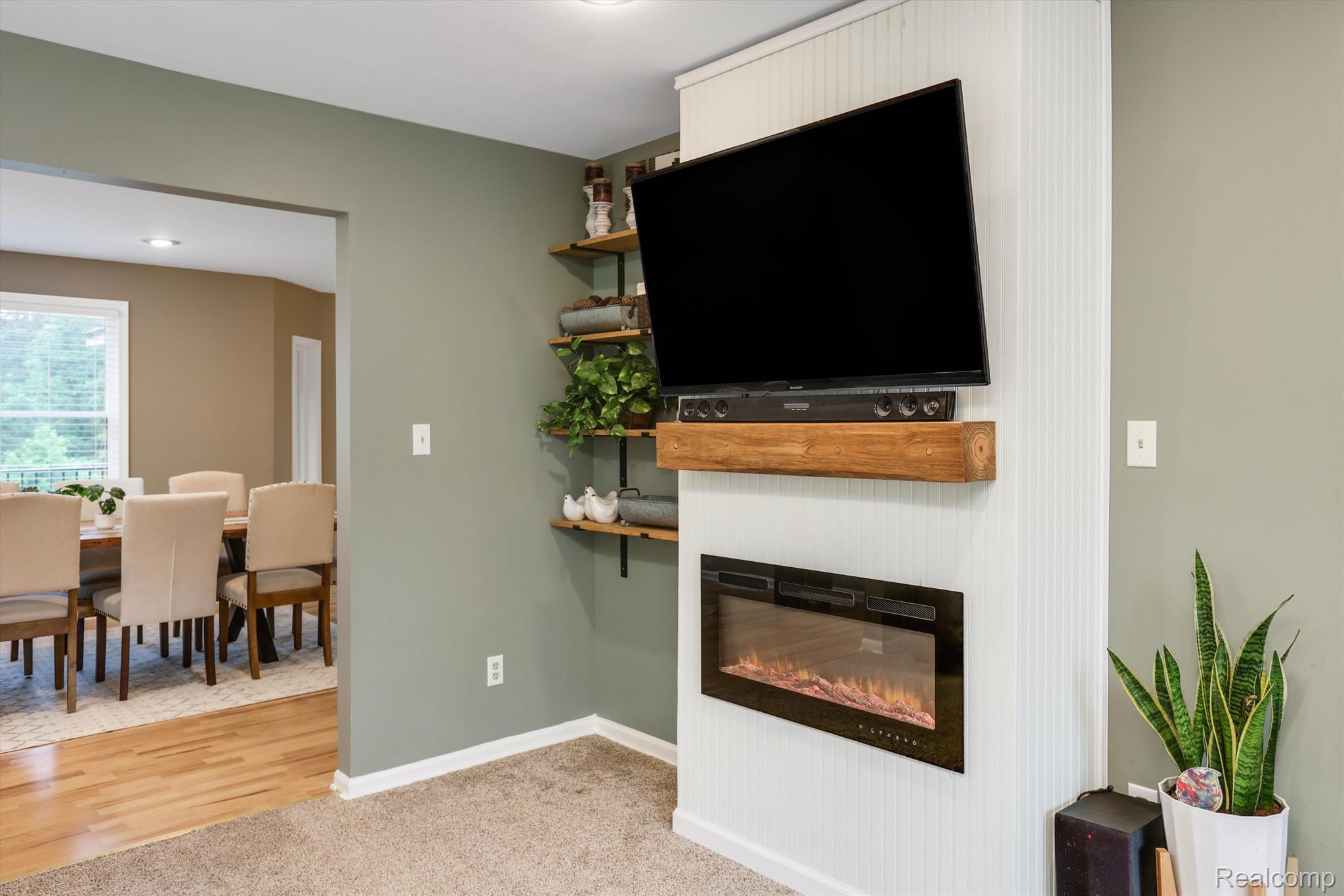 1655 HORSESHOE Drive