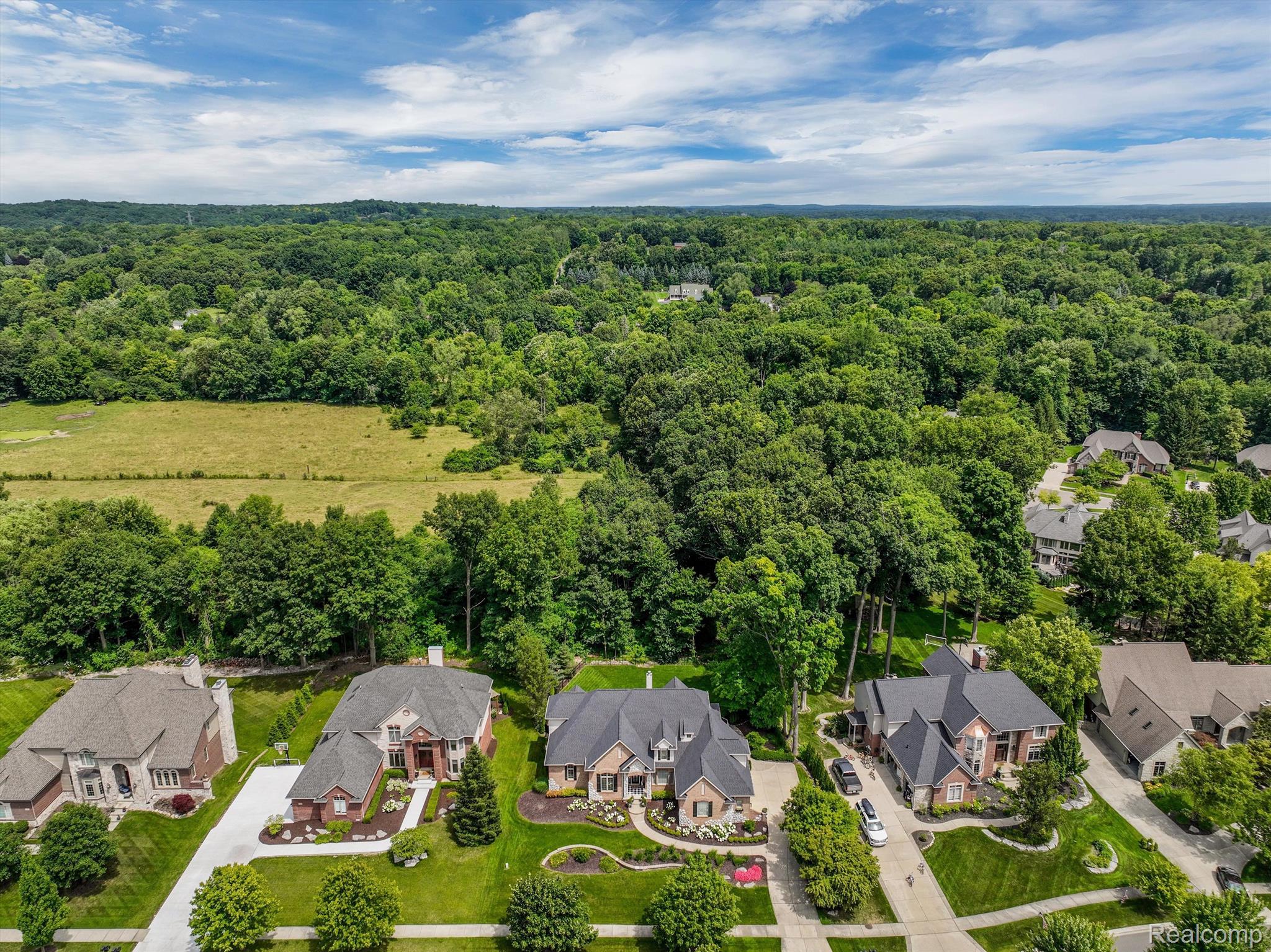 6956 OAKHURST RIDGE Road