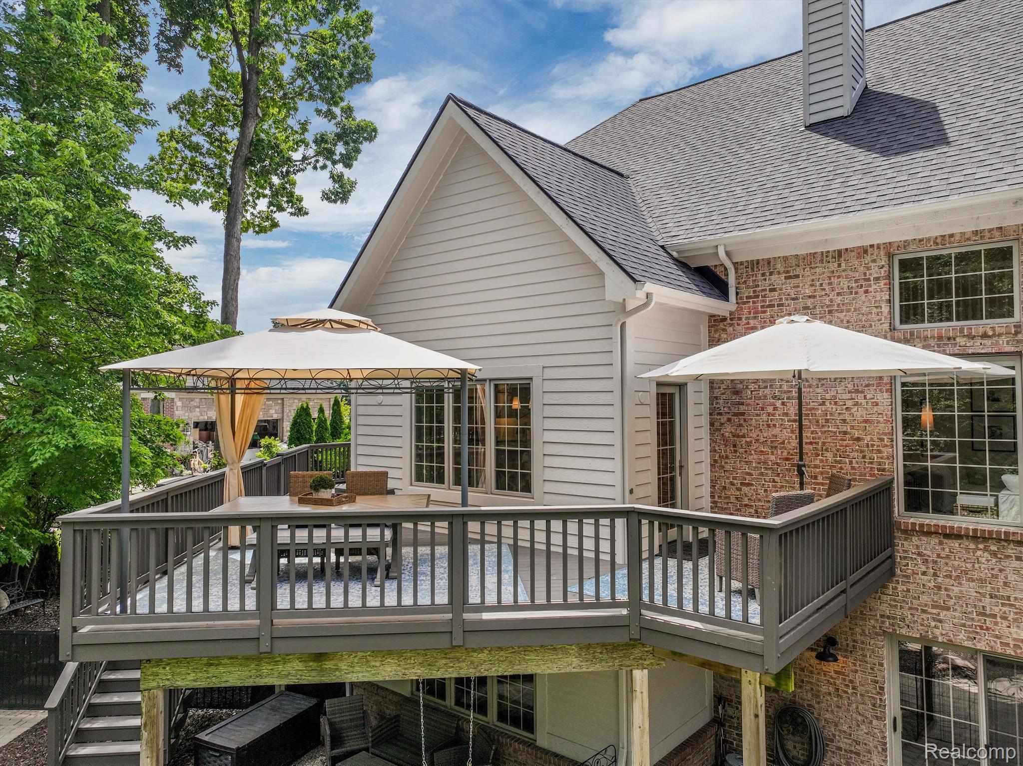 6956 OAKHURST RIDGE Road