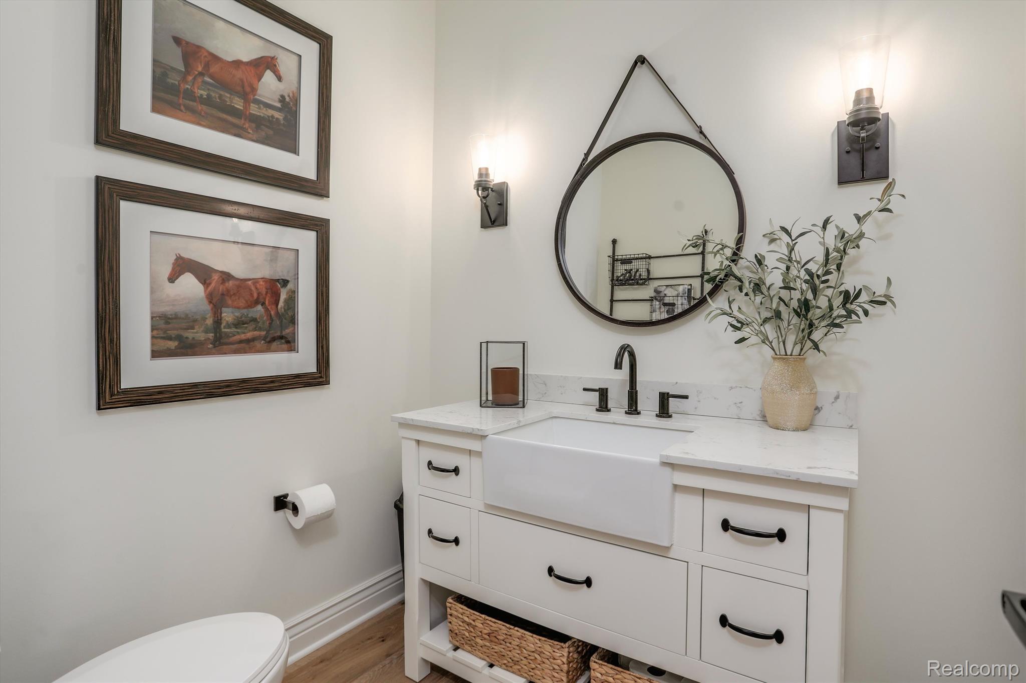 6956 OAKHURST RIDGE Road