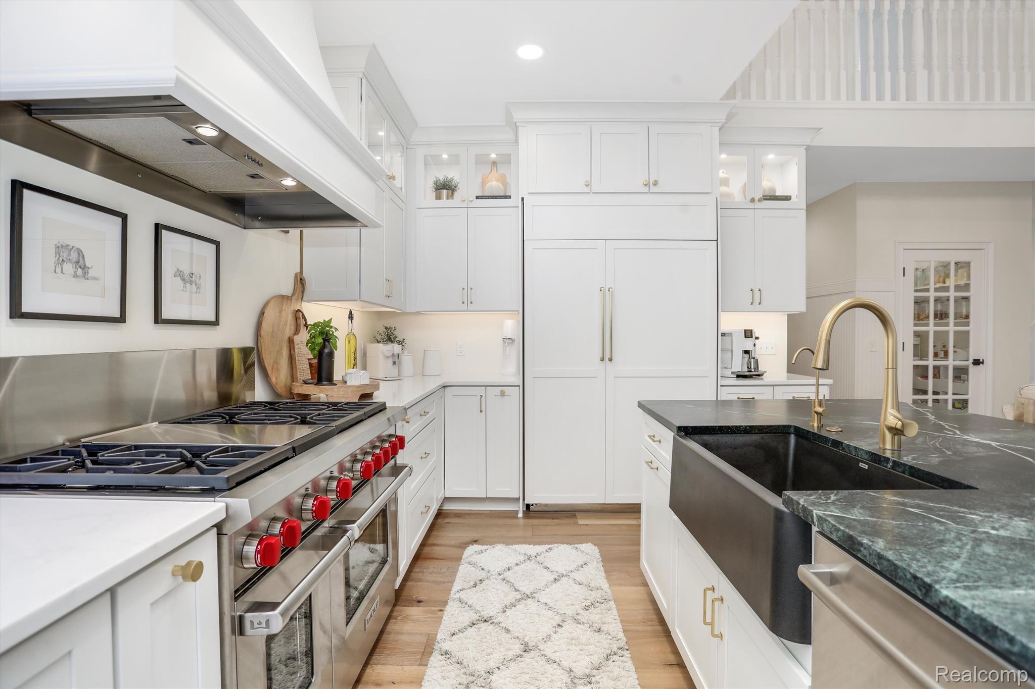 6956 OAKHURST RIDGE Road