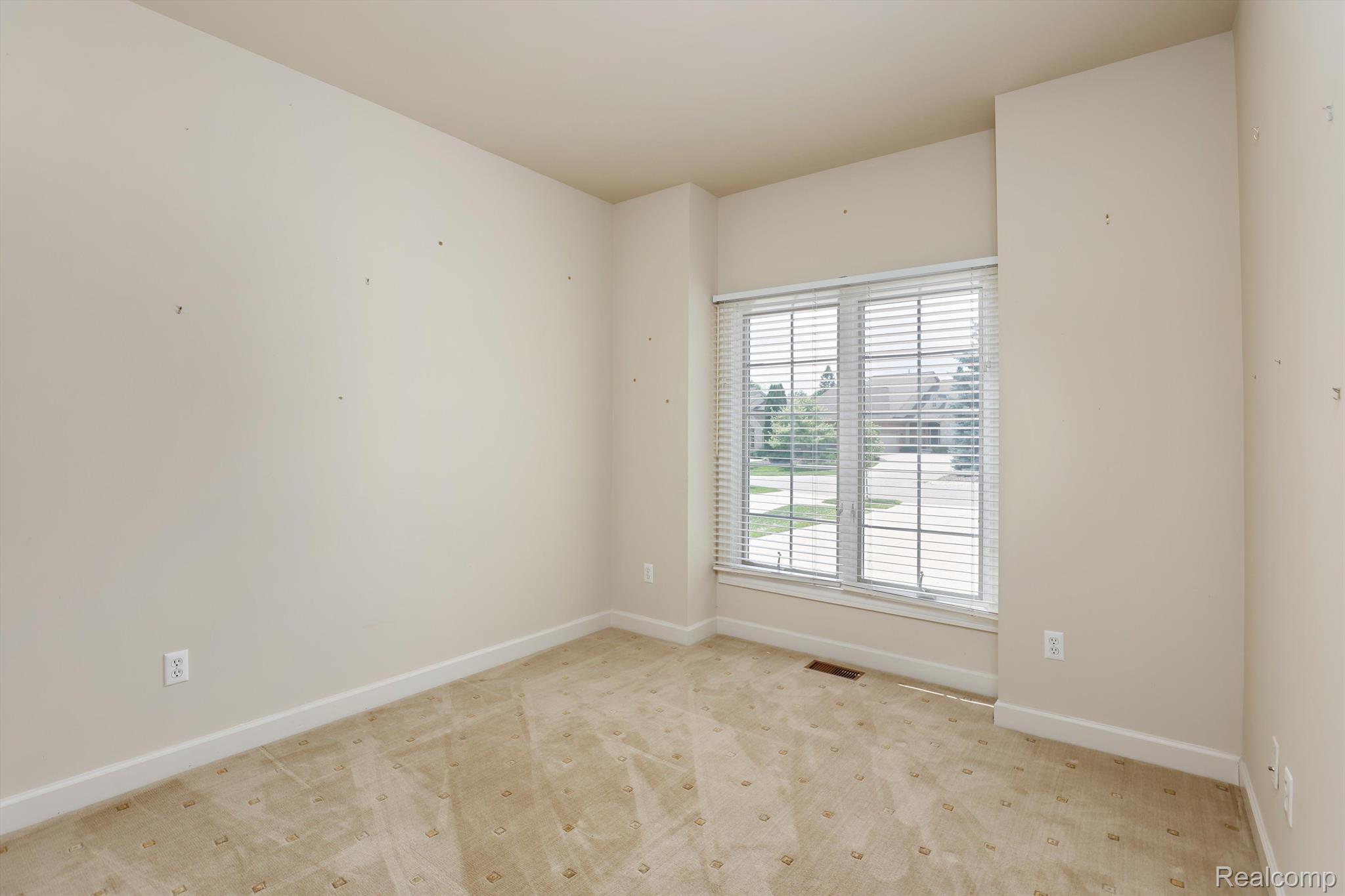 7122 TALNUCK Court
