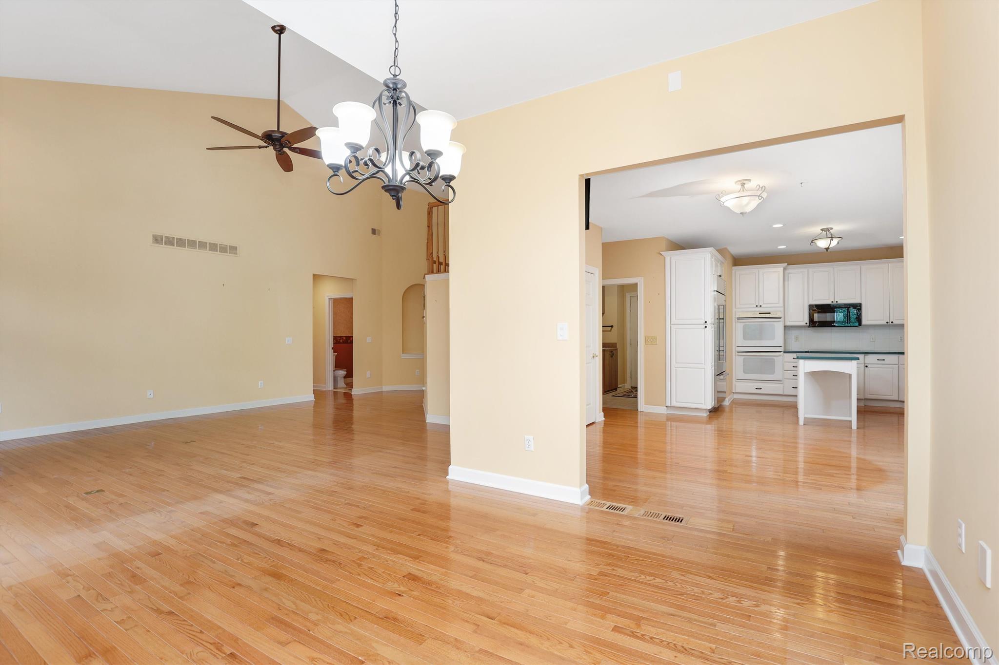 7122 TALNUCK Court