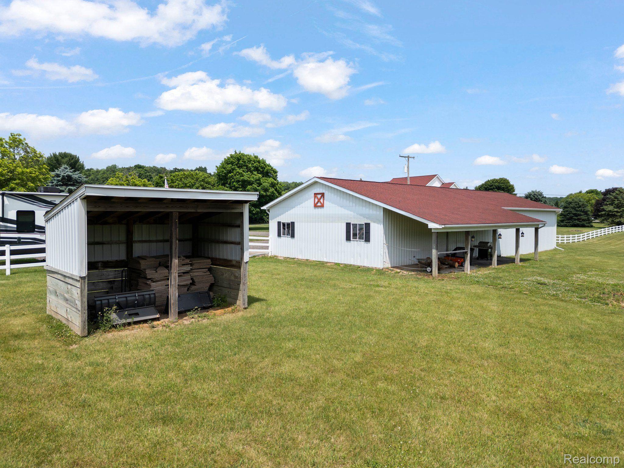 3310 MIDDLE Road