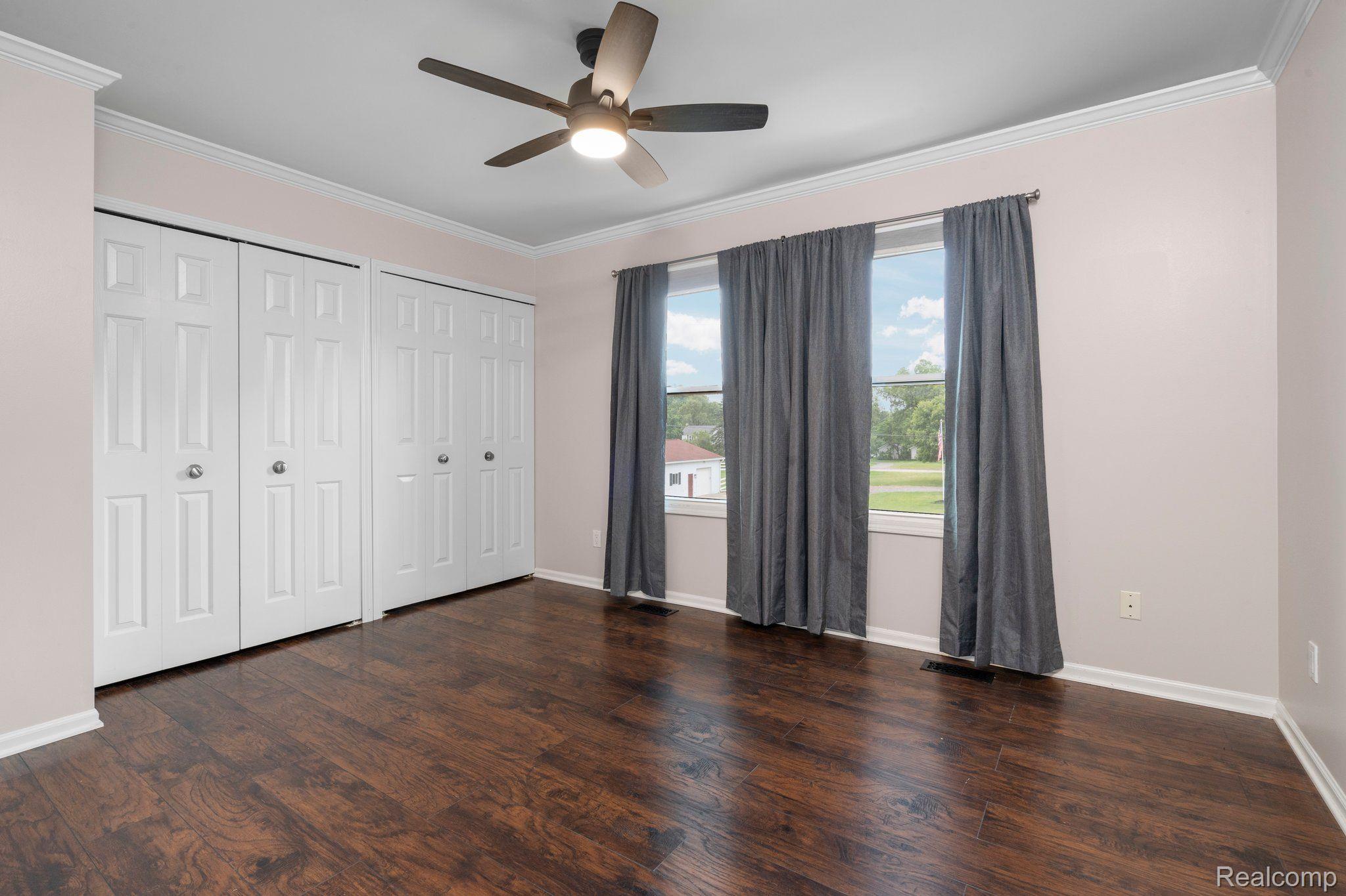 3310 MIDDLE Road