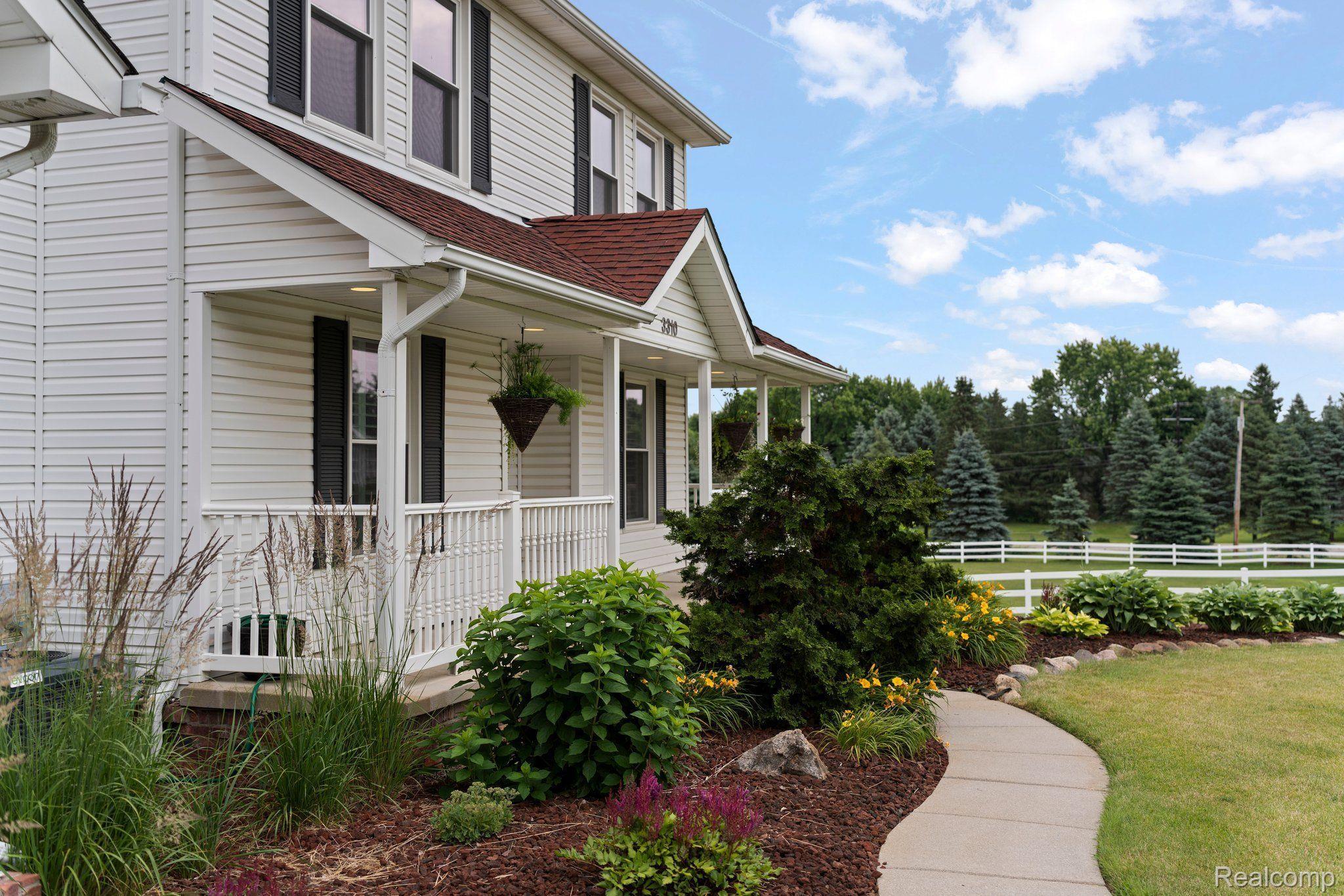 3310 MIDDLE Road