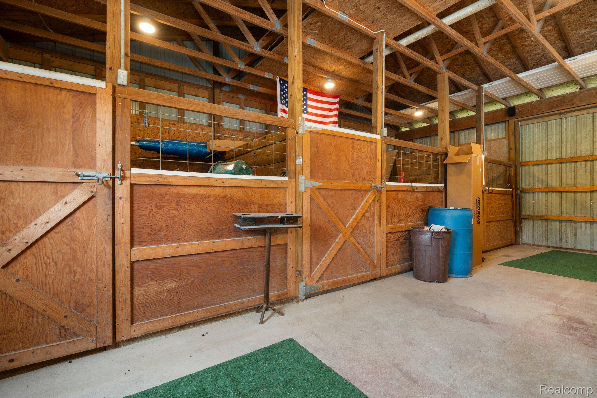 3310 MIDDLE Road