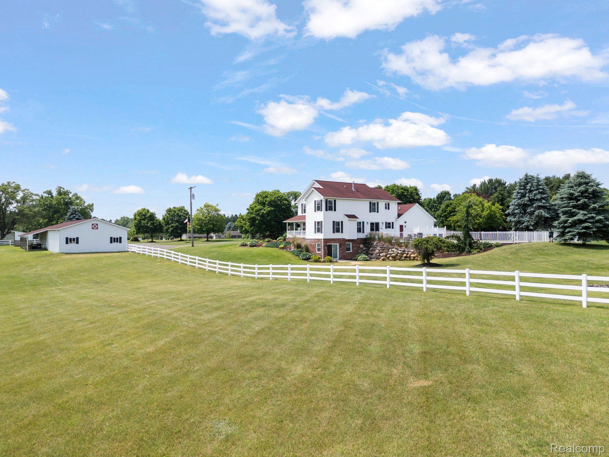 3310 MIDDLE Road