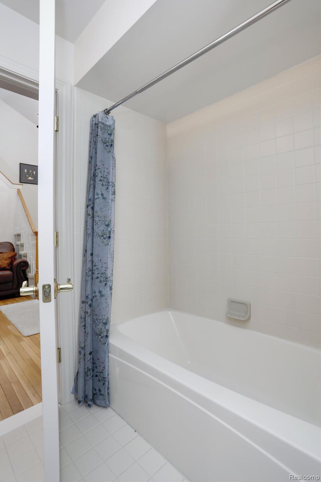 4703 OAKHURST RIDGE Road