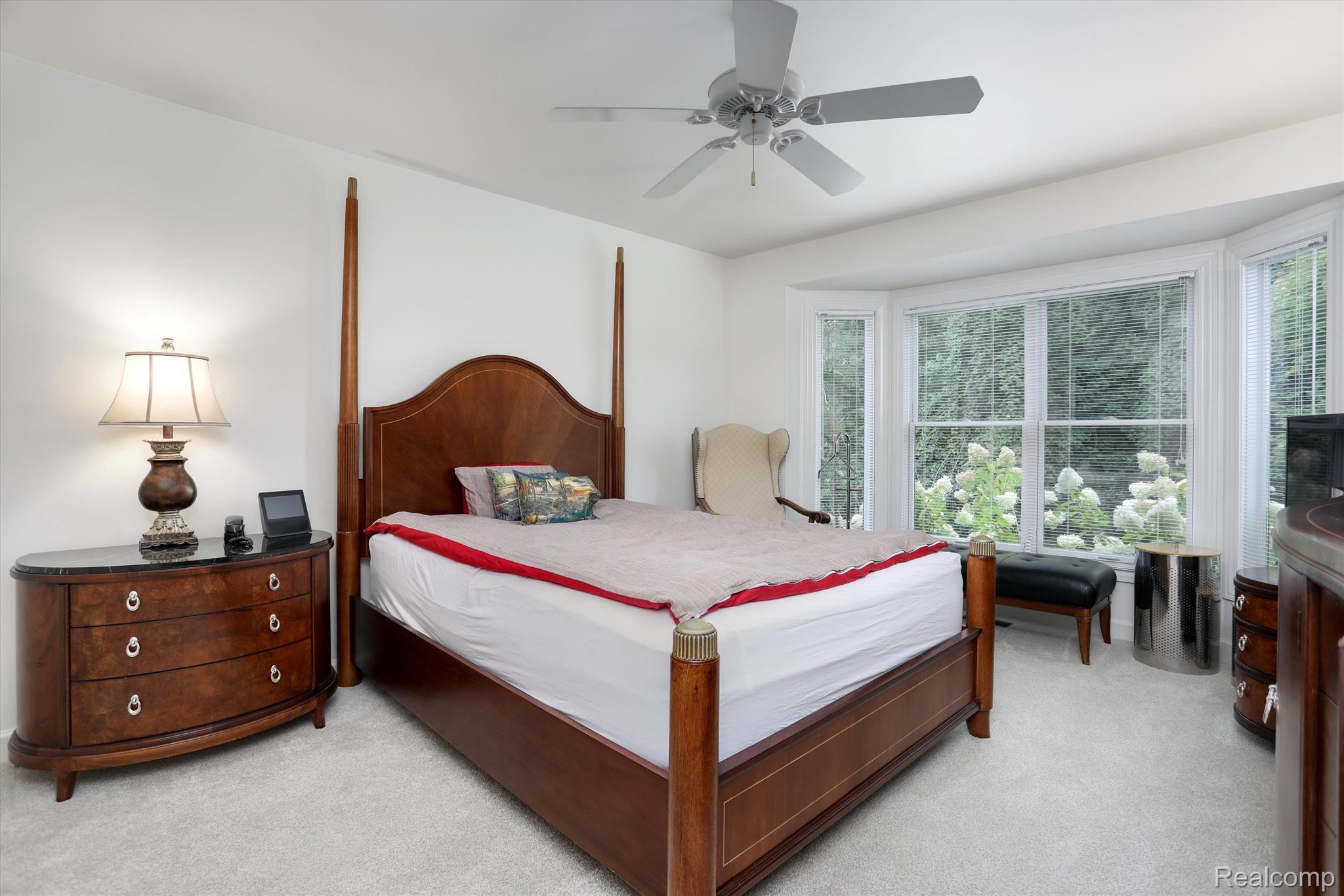 4703 OAKHURST RIDGE Road