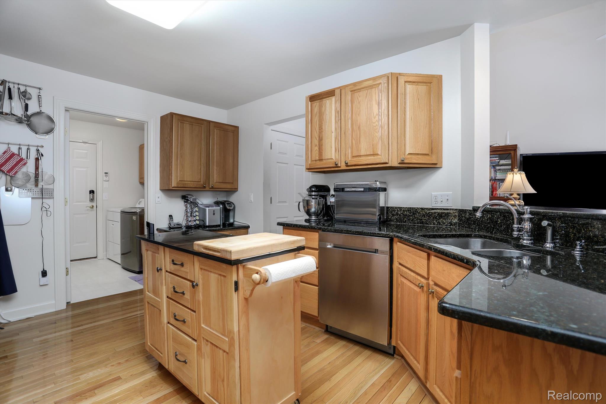 4703 OAKHURST RIDGE Road