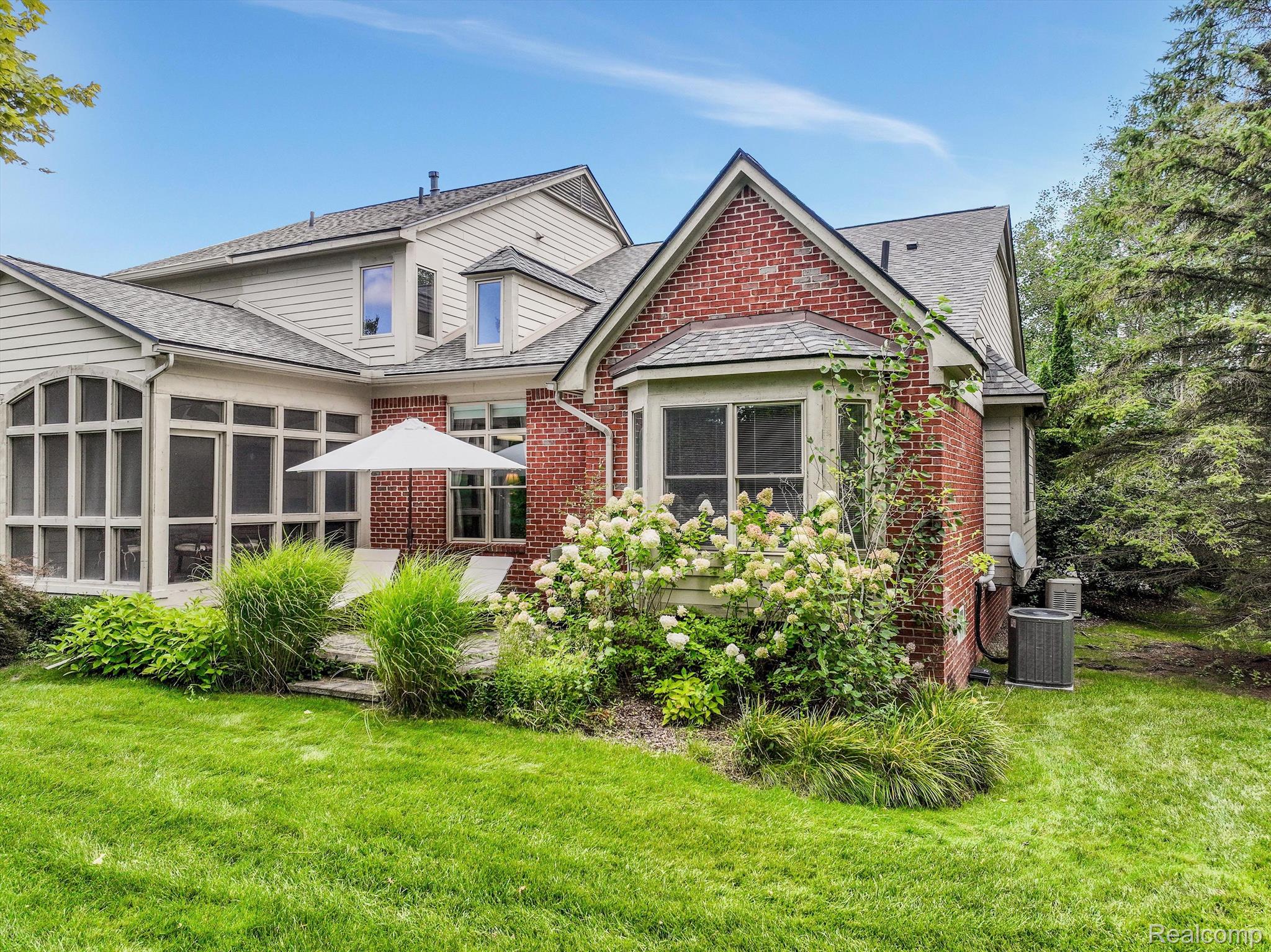 4703 OAKHURST RIDGE Road