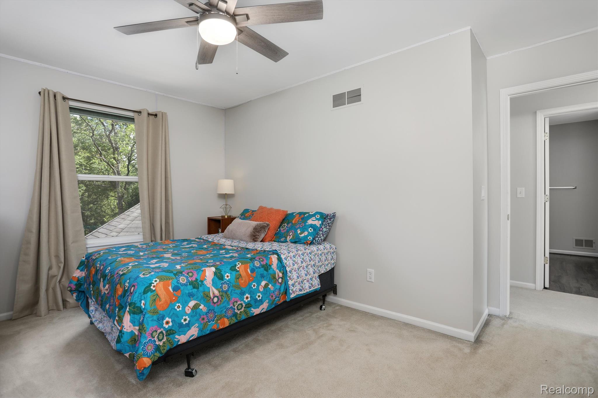 4655 MESA Court