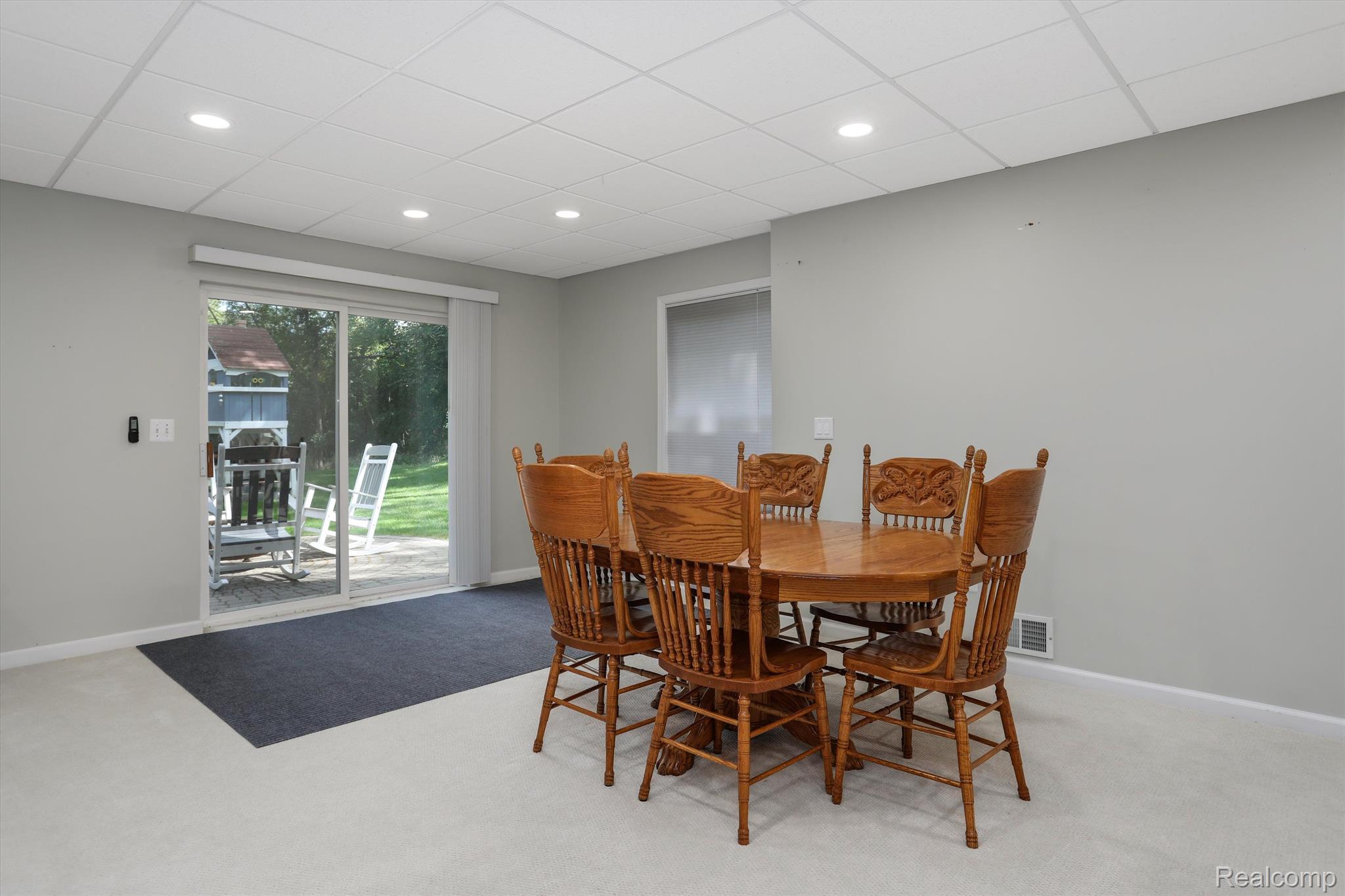 4655 MESA Court
