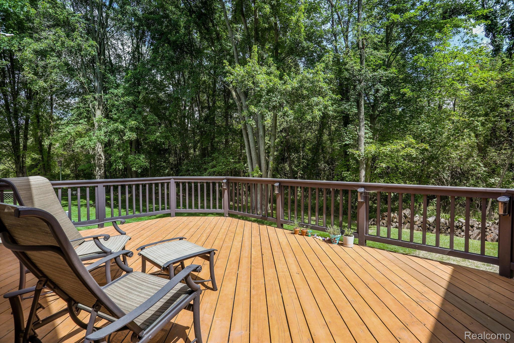 4655 MESA Court