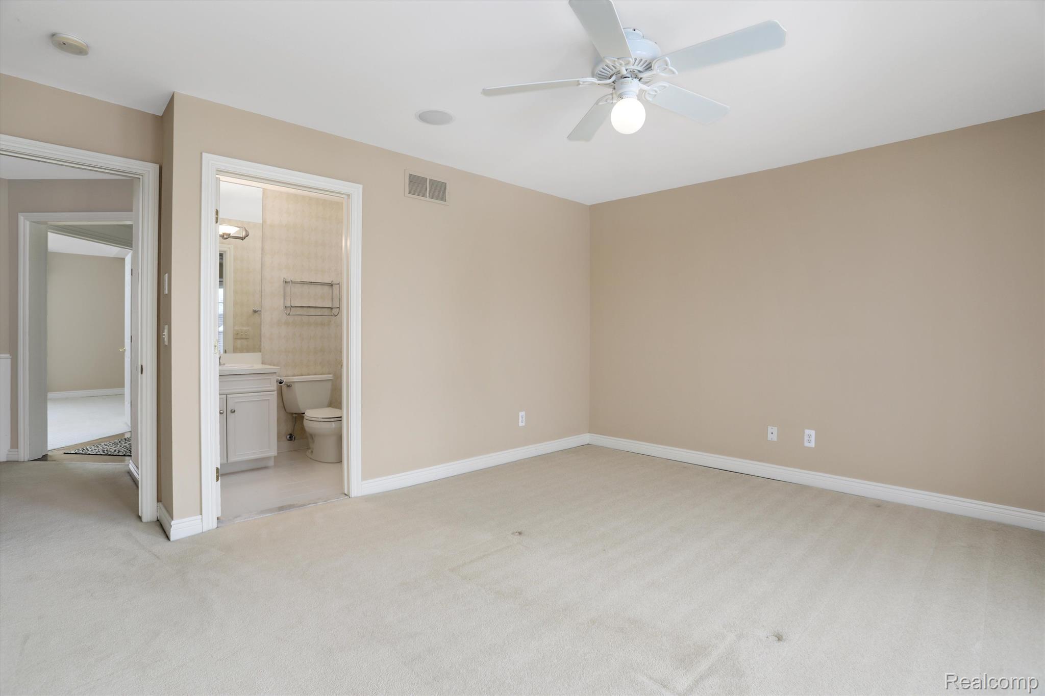 5031 ROCKAWAY Lane