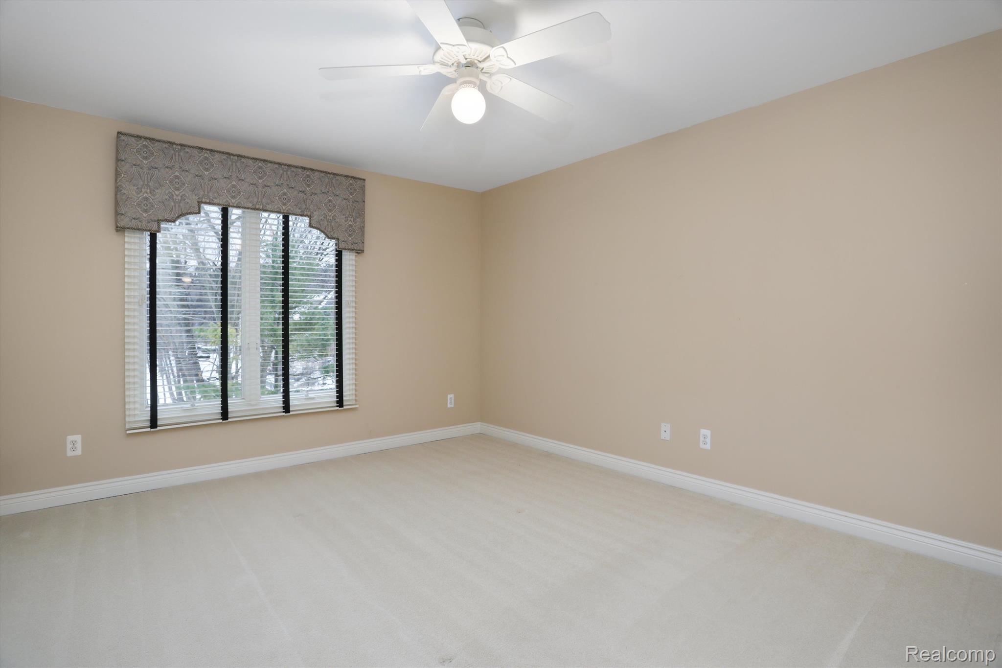 5031 ROCKAWAY Lane