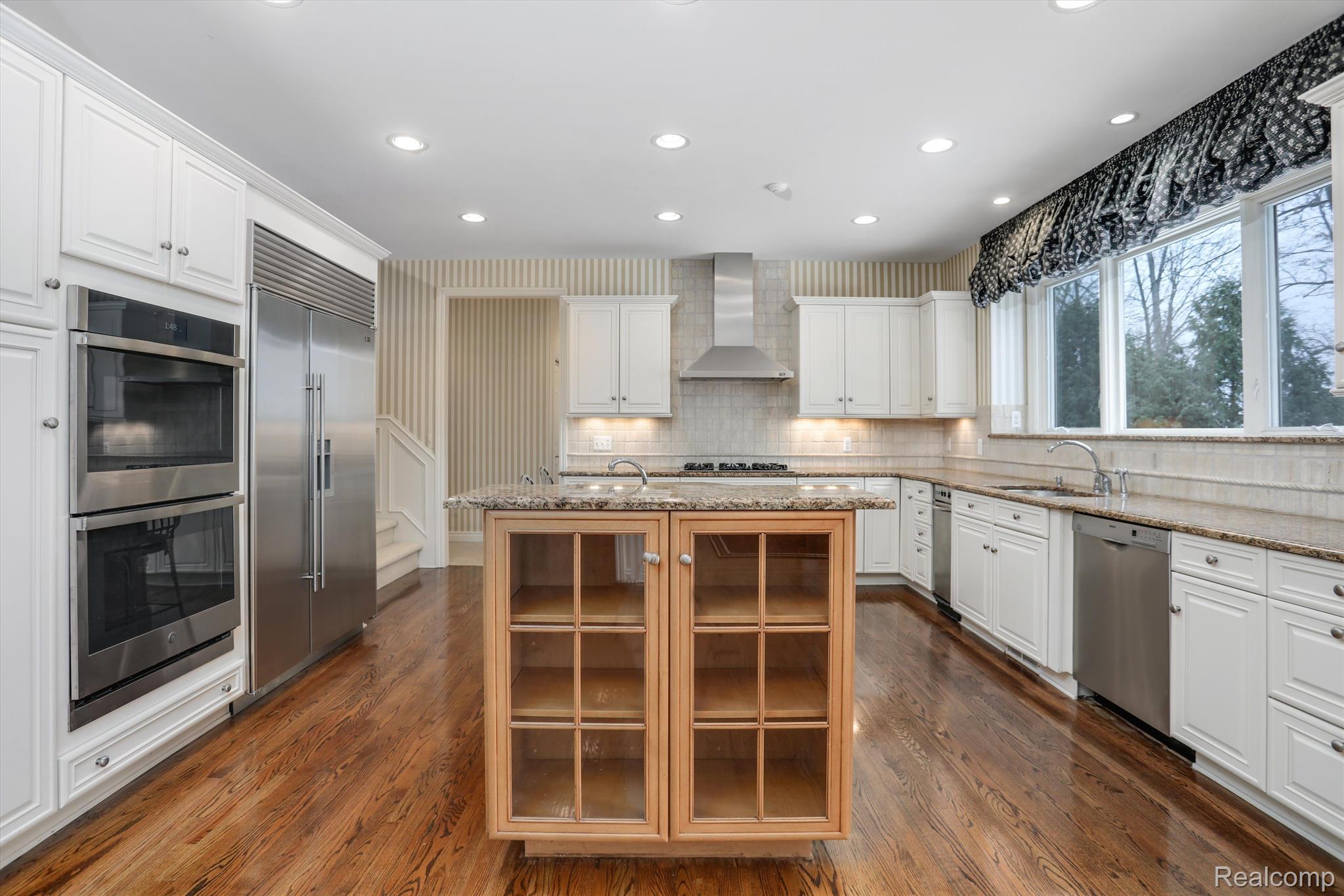 5031 ROCKAWAY Lane