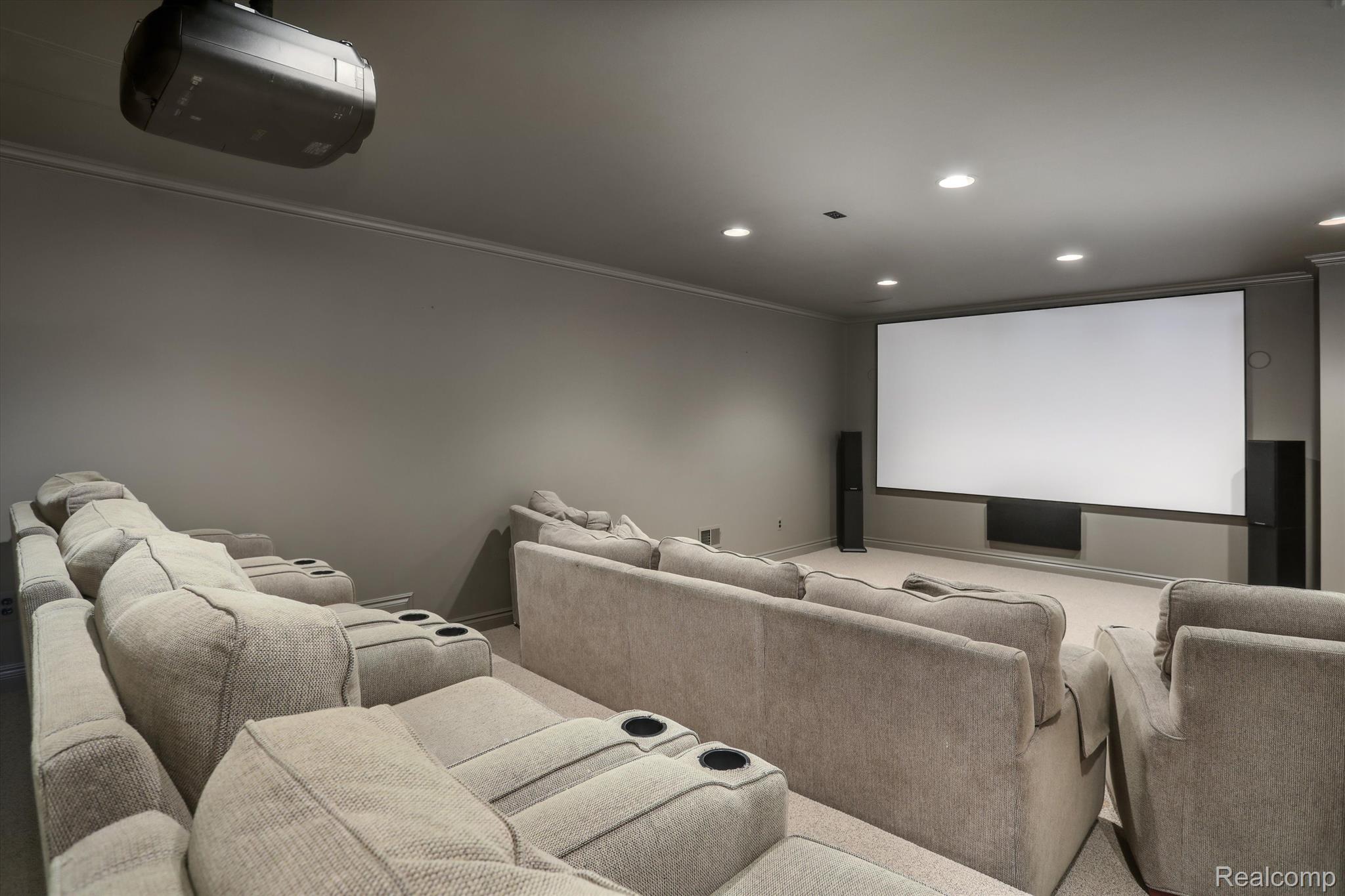 5031 ROCKAWAY Lane
