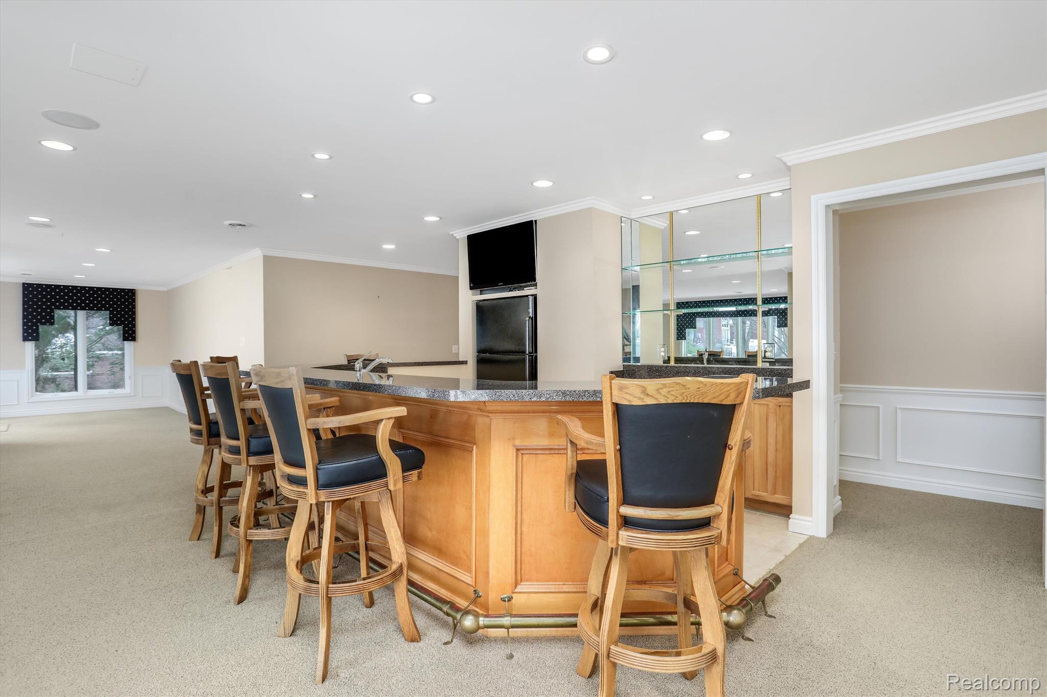 5031 ROCKAWAY Lane