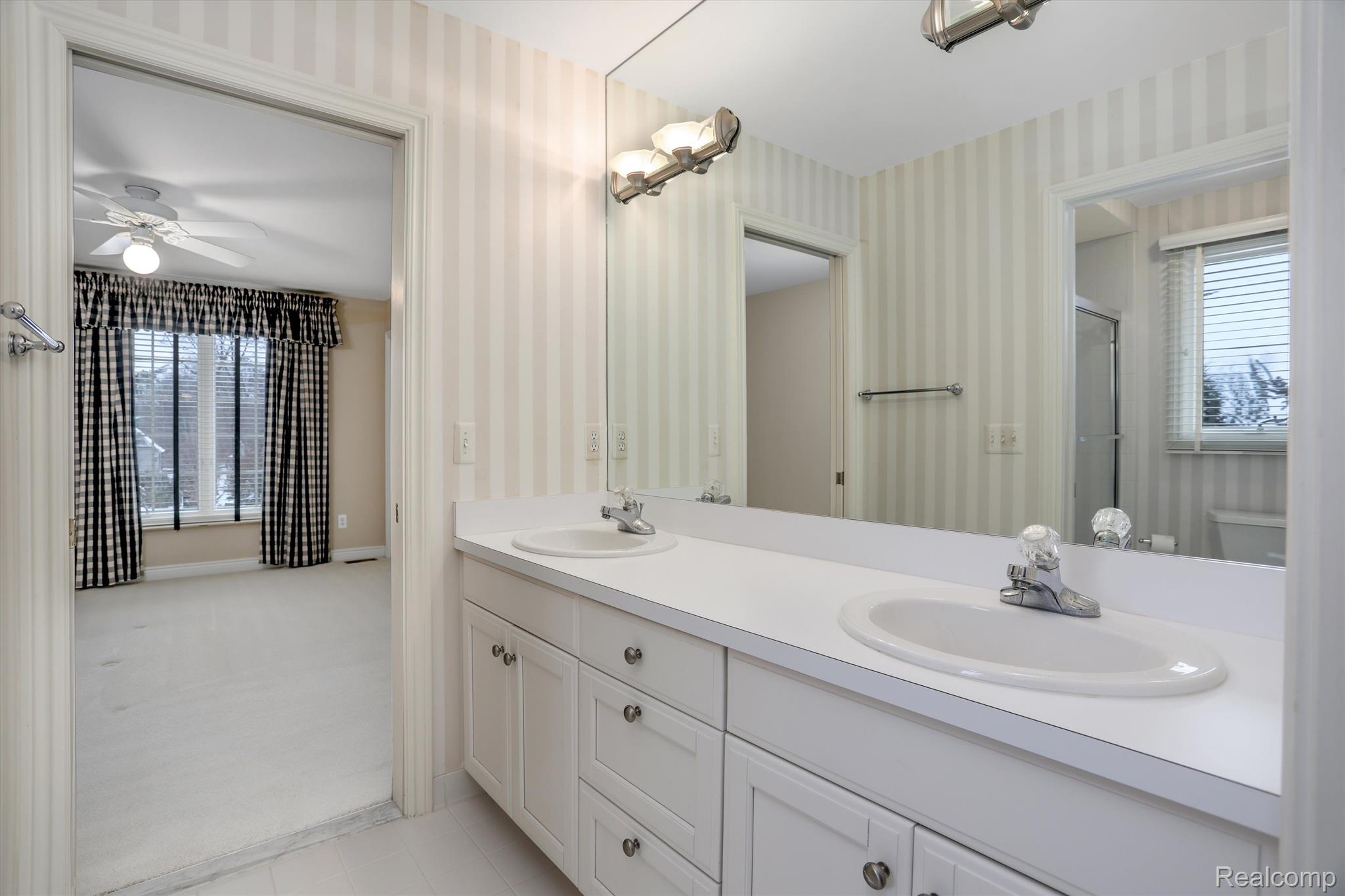 5031 ROCKAWAY Lane