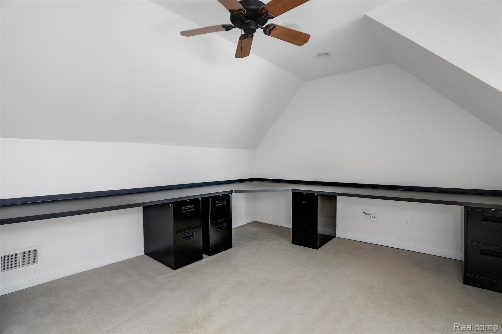 5031 ROCKAWAY Lane