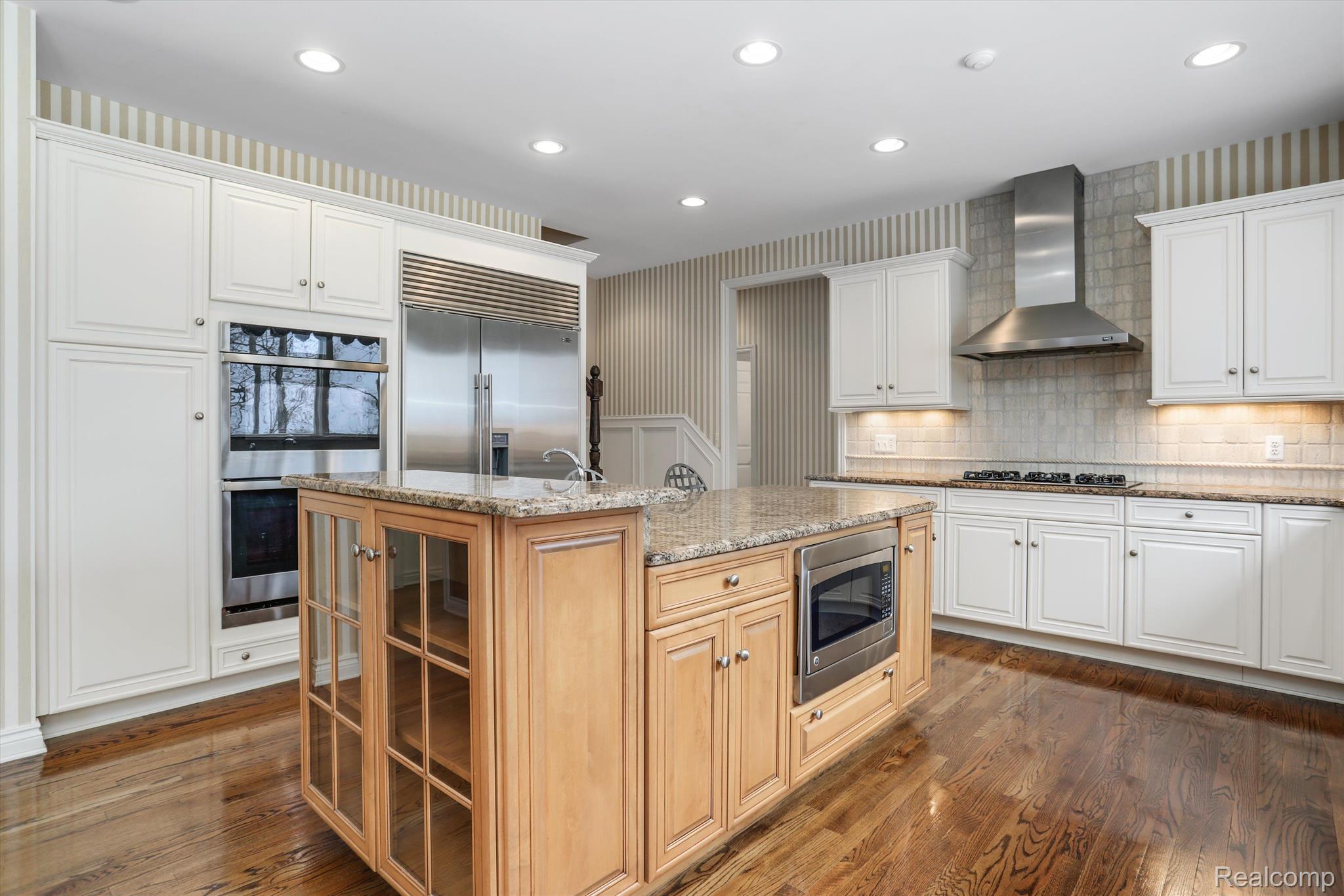 5031 ROCKAWAY Lane