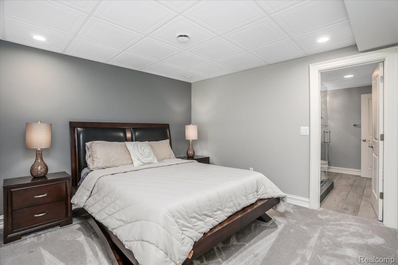 4561 OAKHURST RIDGE Road