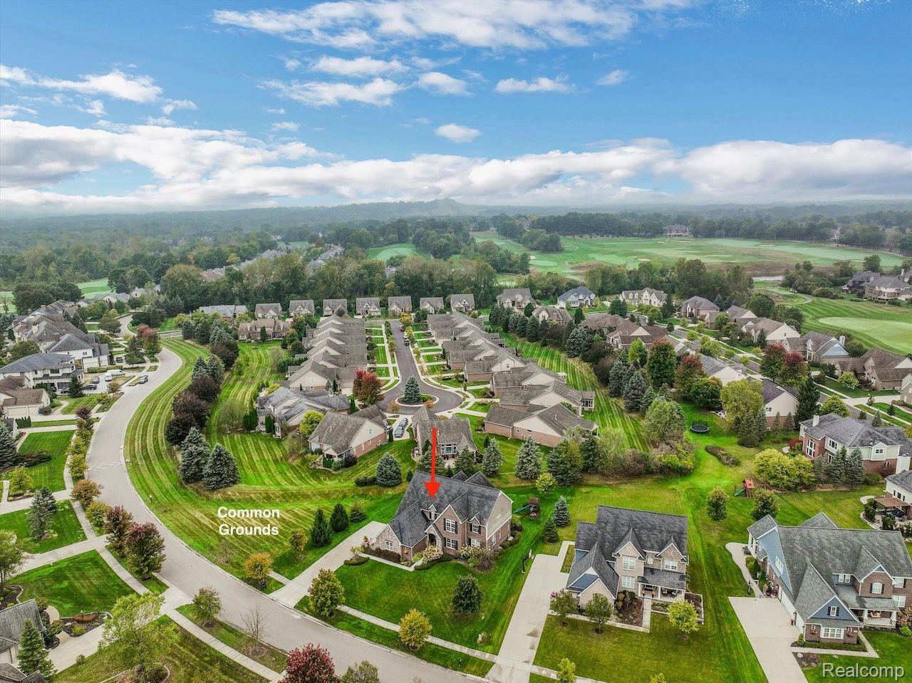 4561 OAKHURST RIDGE Road