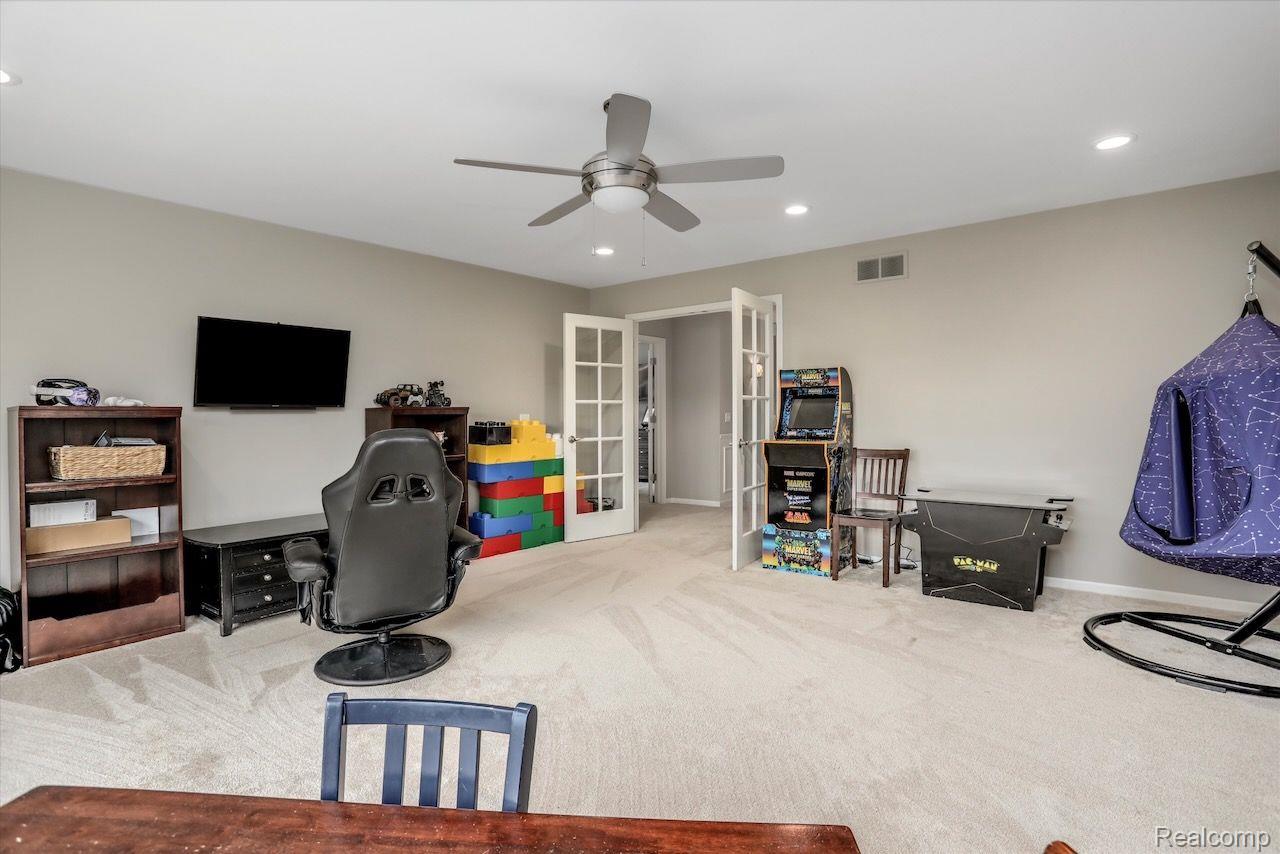 4561 OAKHURST RIDGE Road