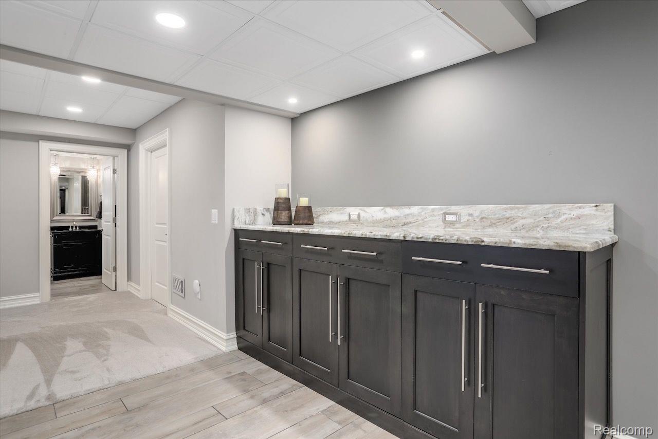 4561 OAKHURST RIDGE Road