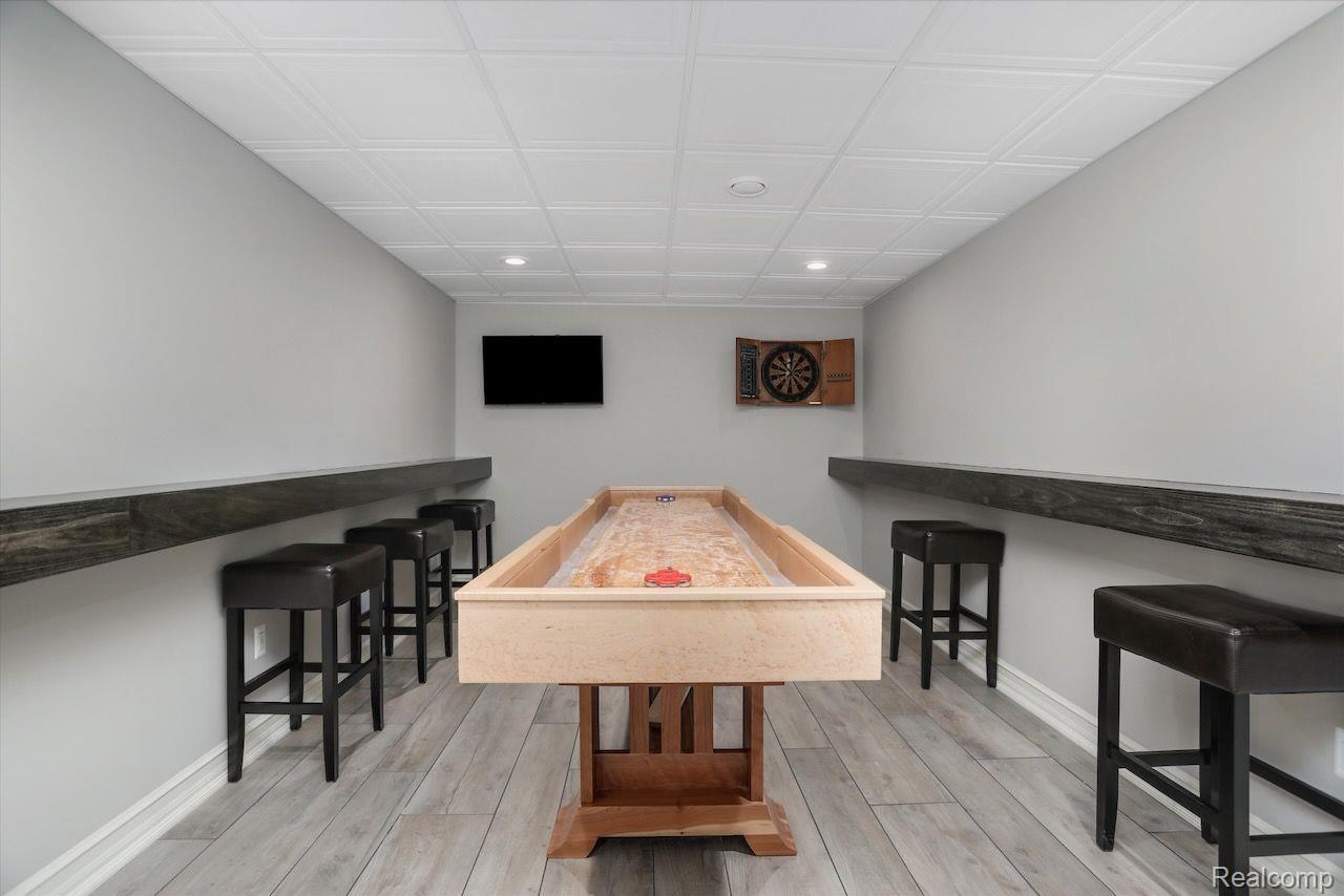 4561 OAKHURST RIDGE Road