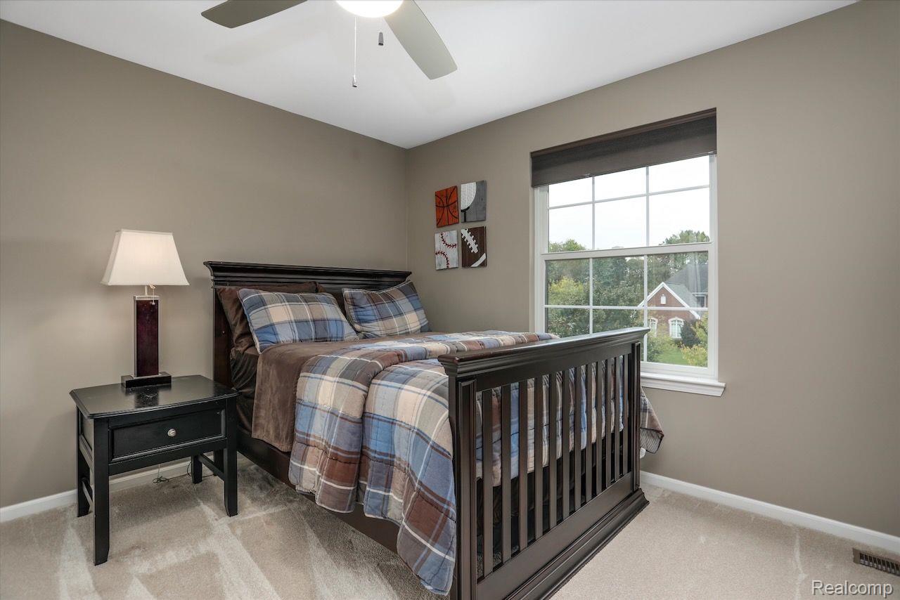 4561 OAKHURST RIDGE Road