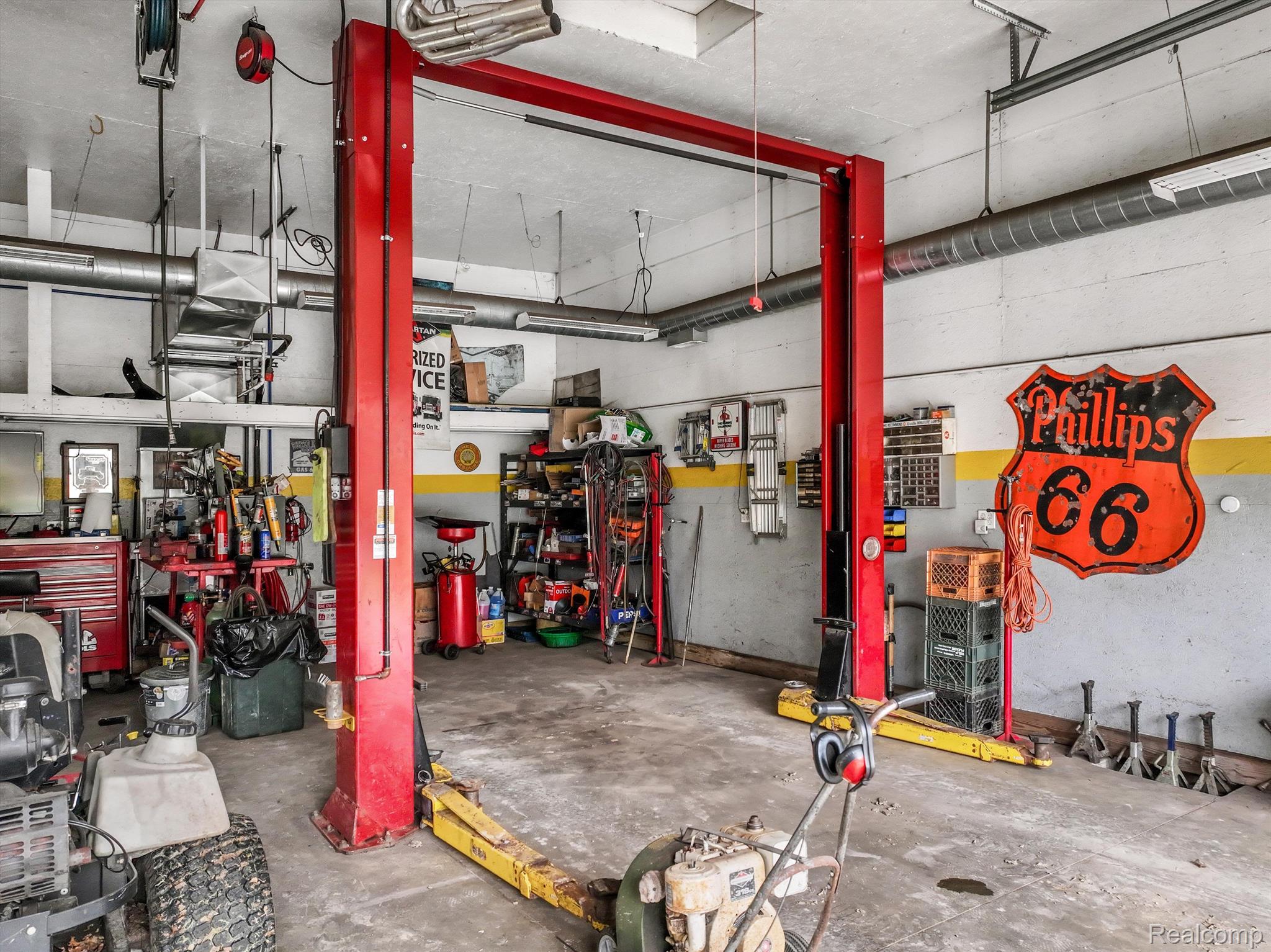 8445 REESE Road
