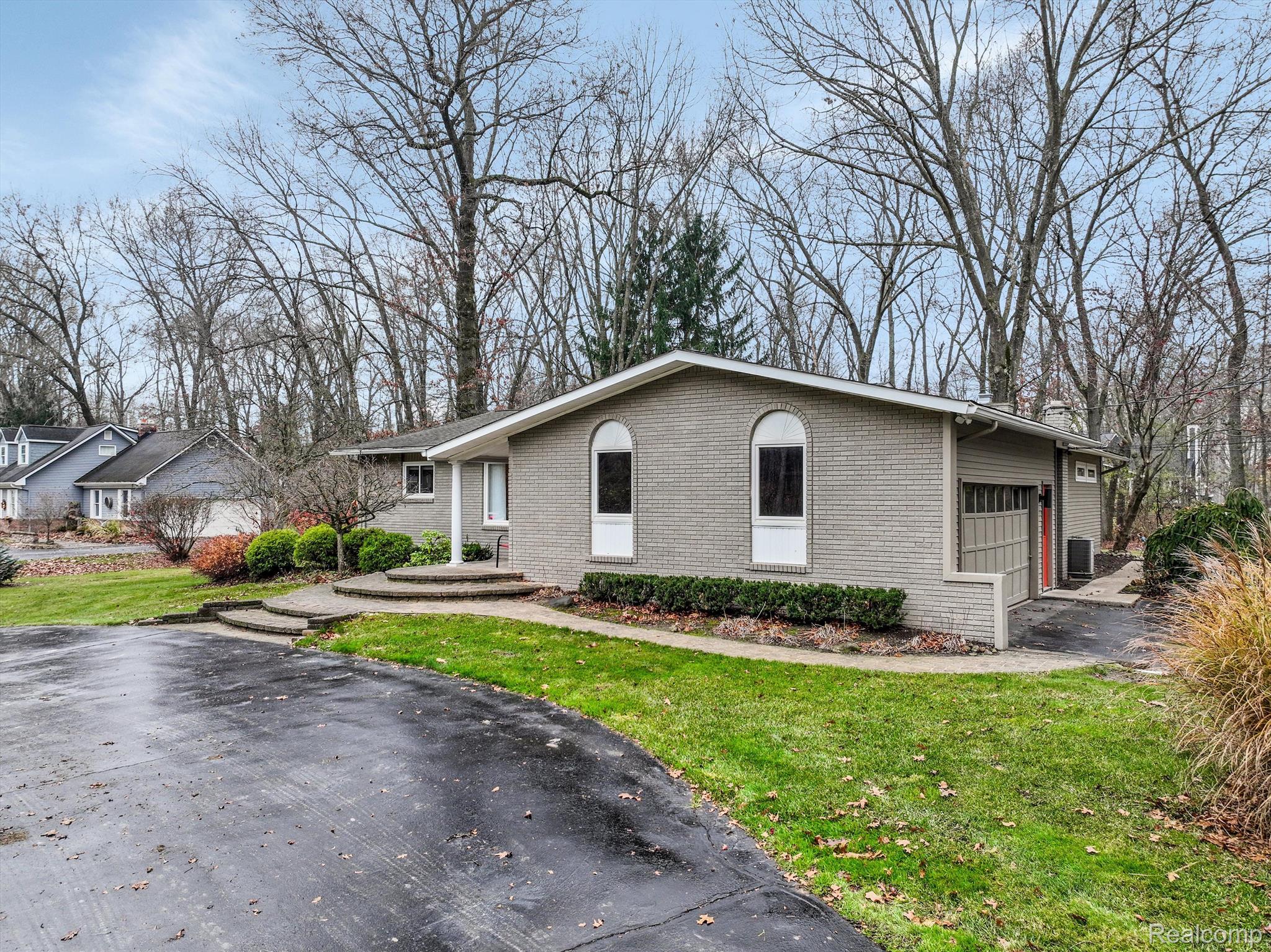 8445 REESE Road
