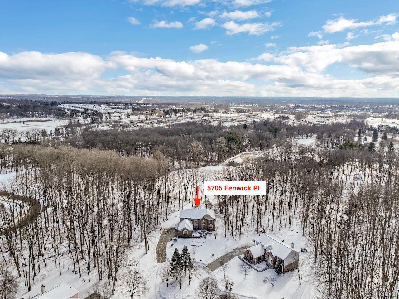 5705 FENWICK PL
