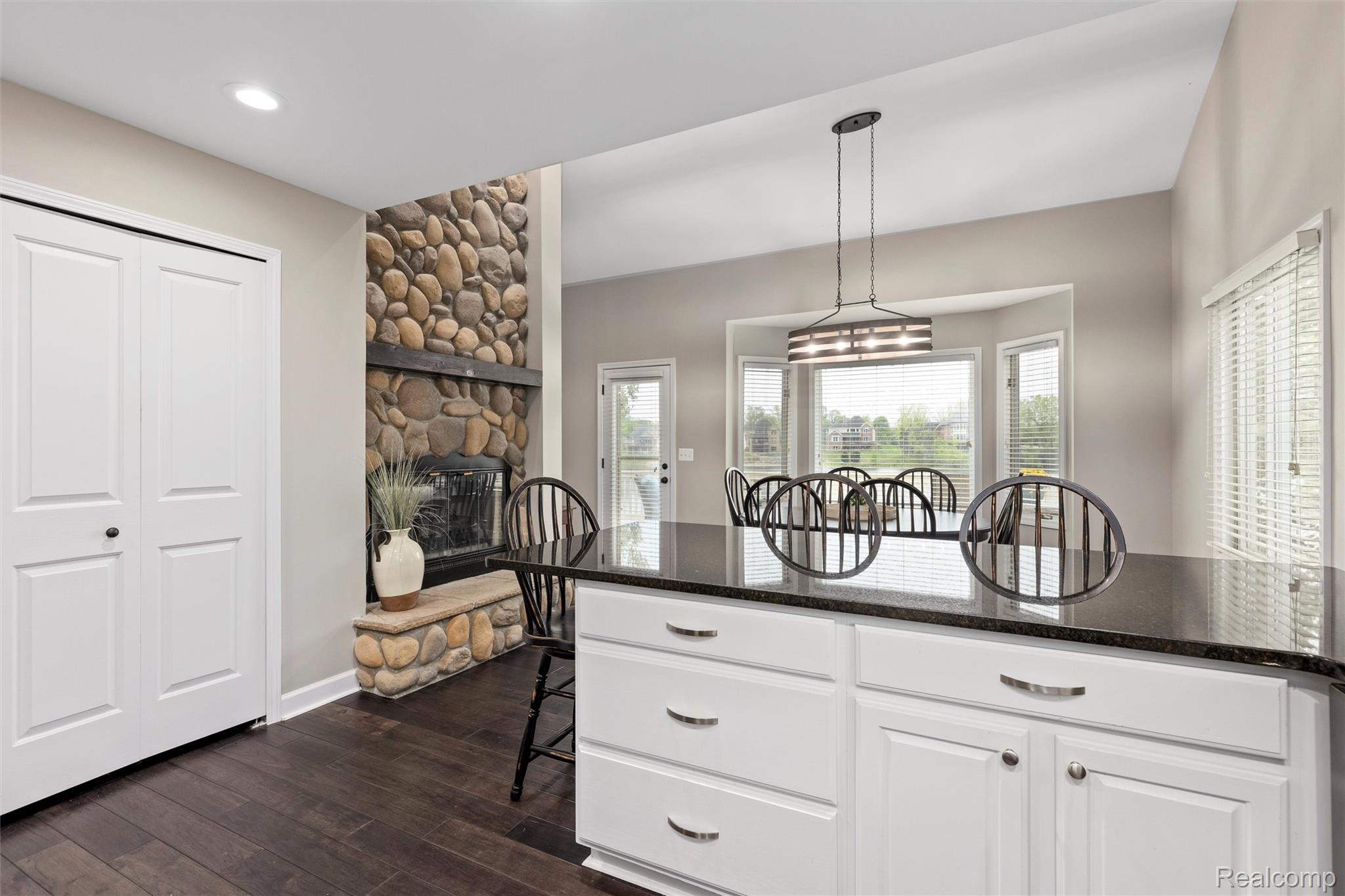 4470 COASTAL Parkway