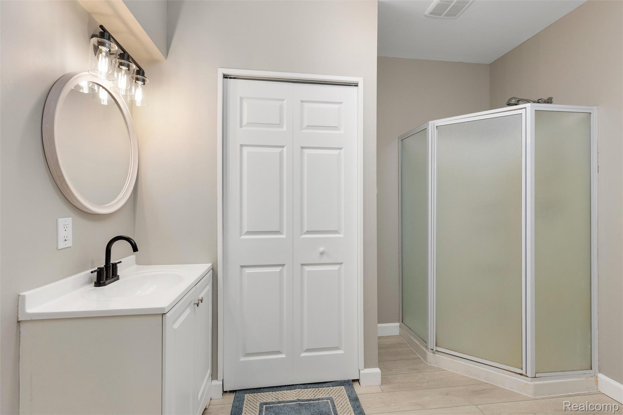 4470 COASTAL Parkway