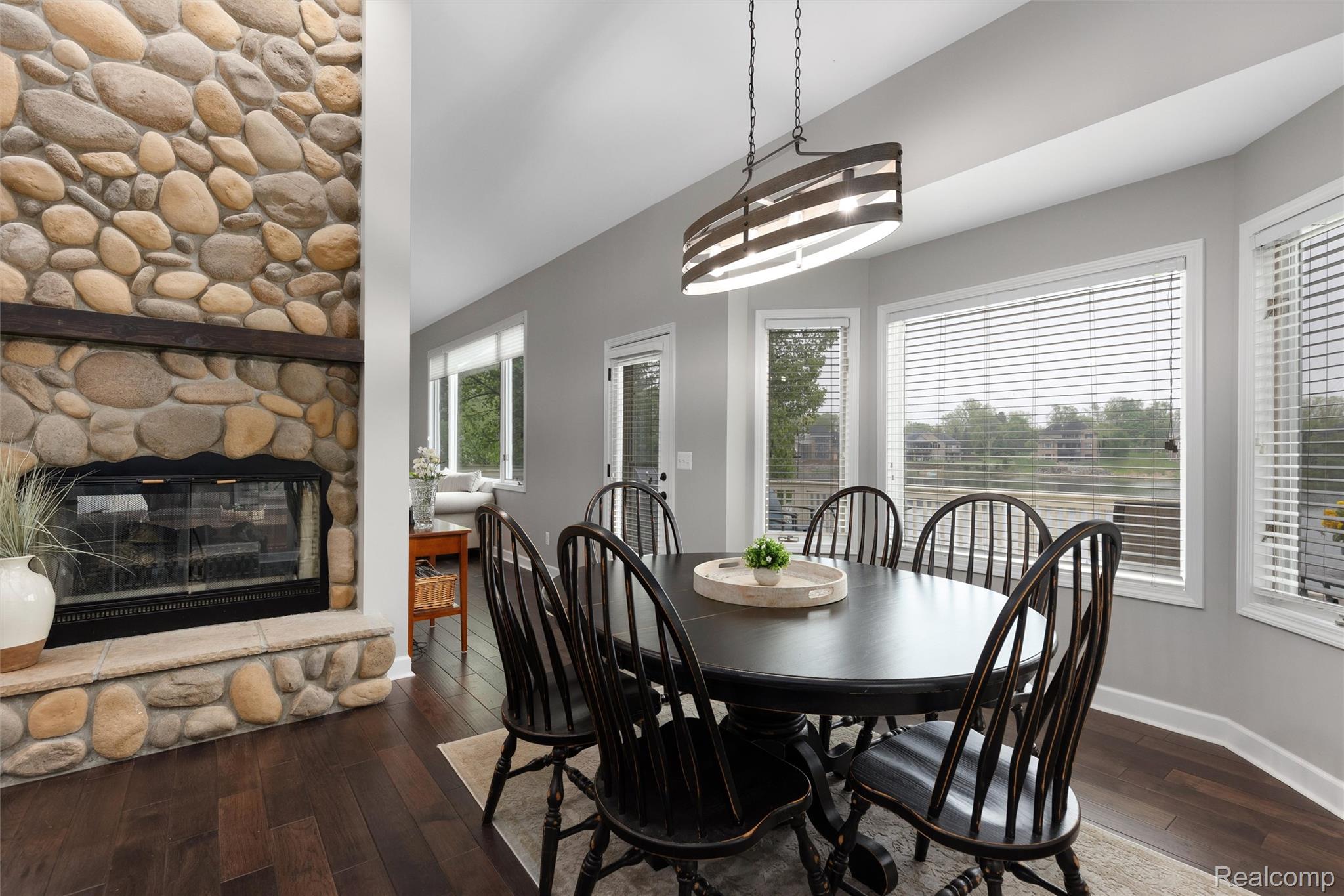 4470 COASTAL Parkway