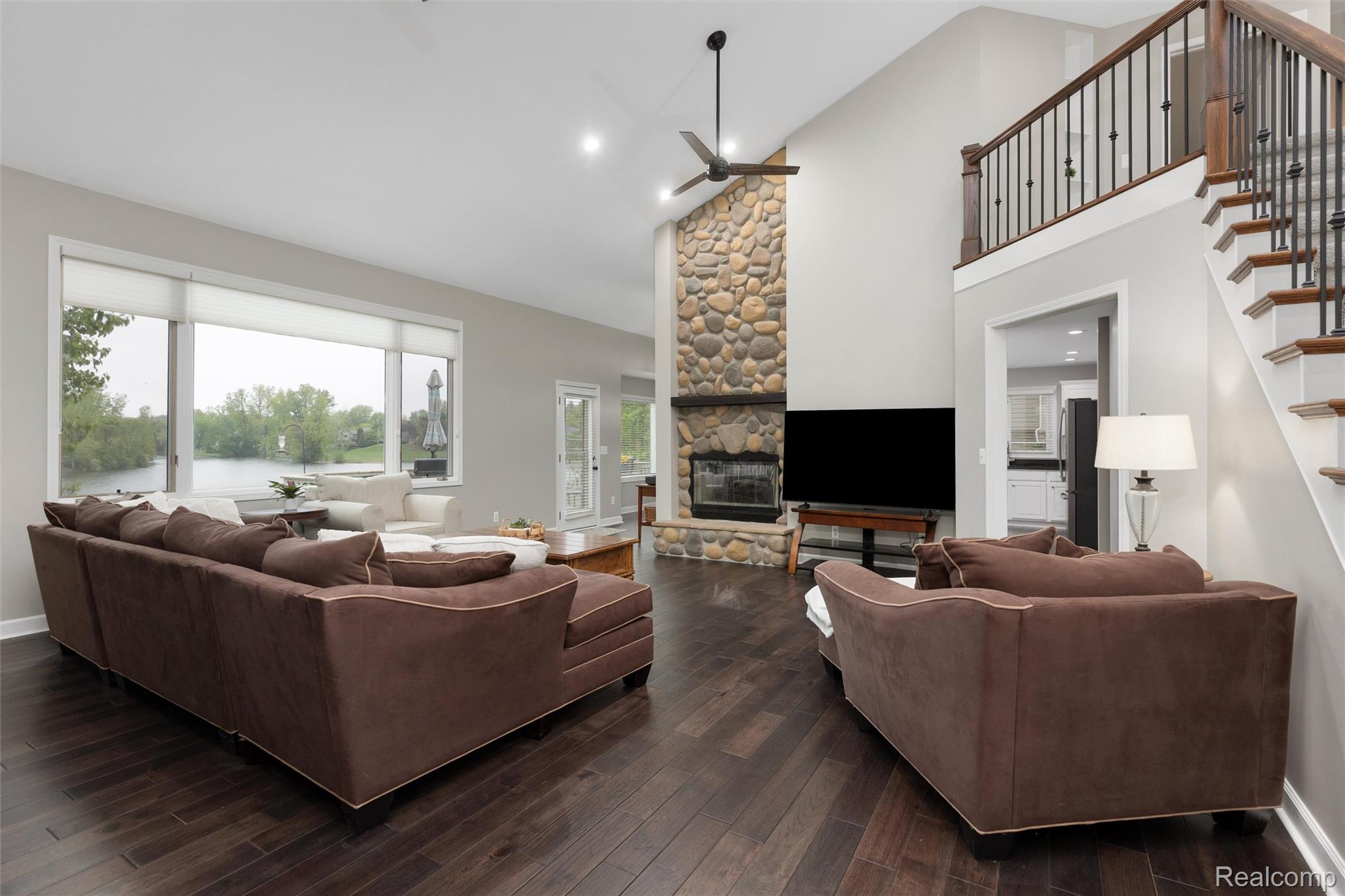 4470 COASTAL Parkway