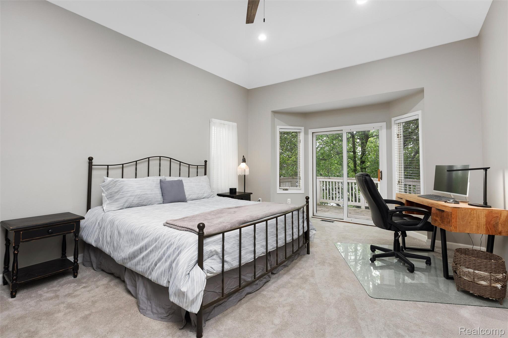 4470 COASTAL Parkway