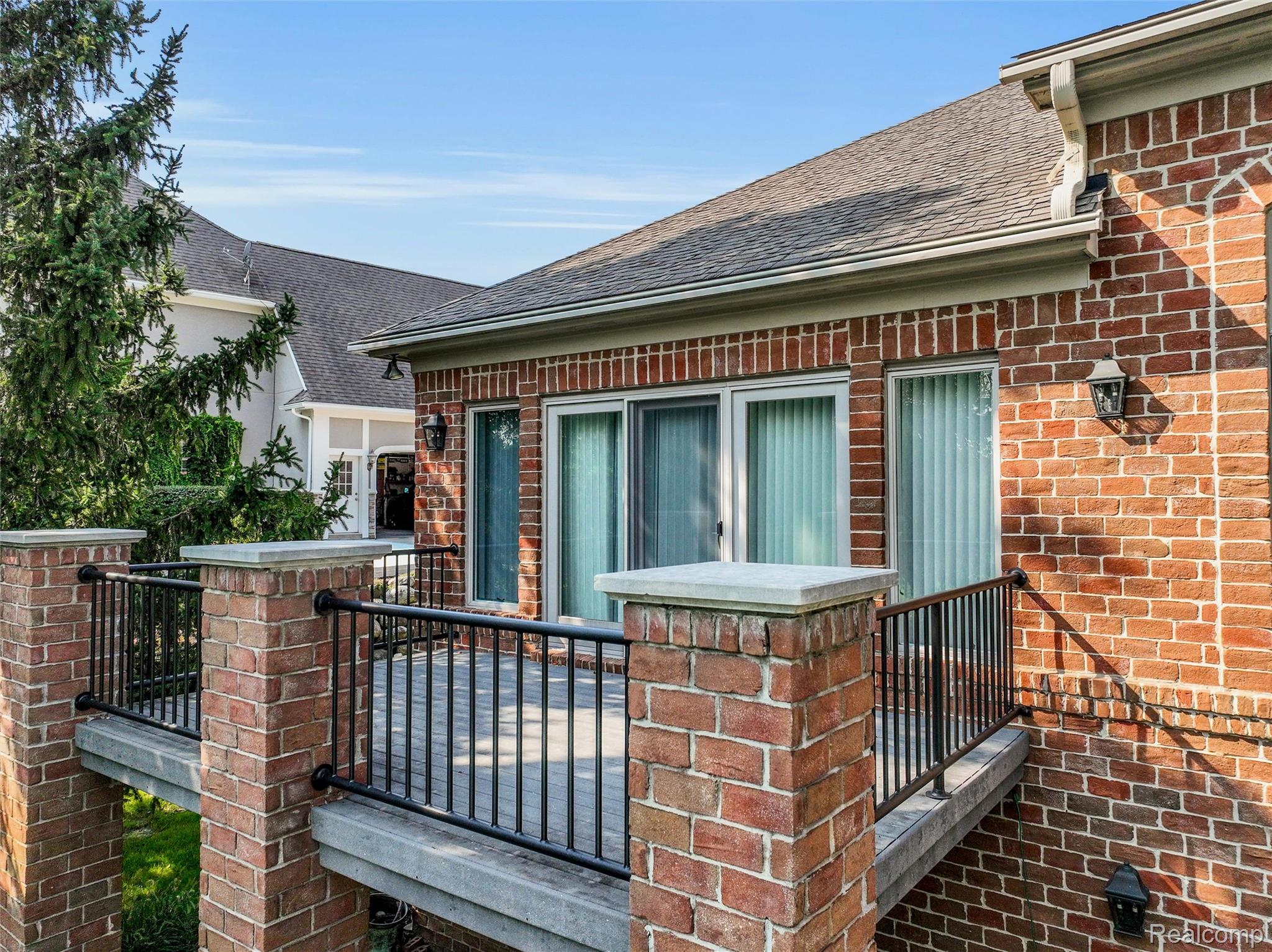 5007 Rockaway Lane