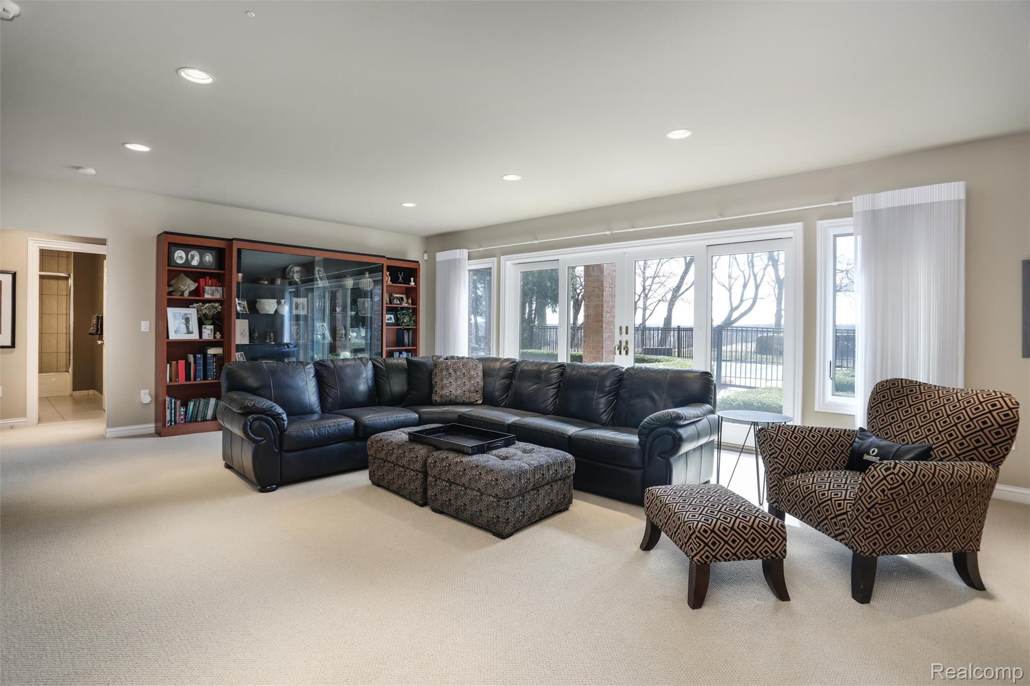 5007 Rockaway Lane