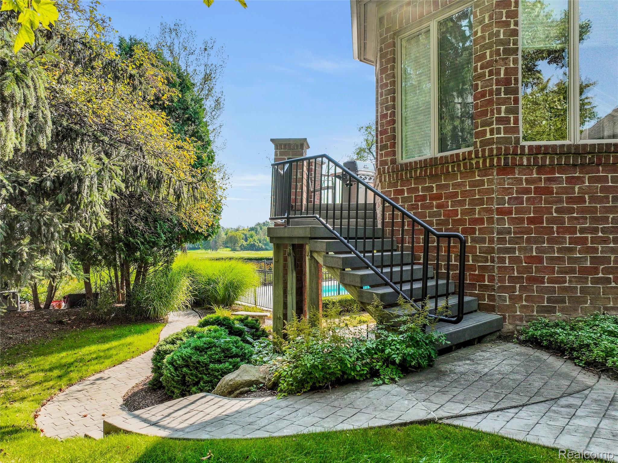 5007 Rockaway Lane
