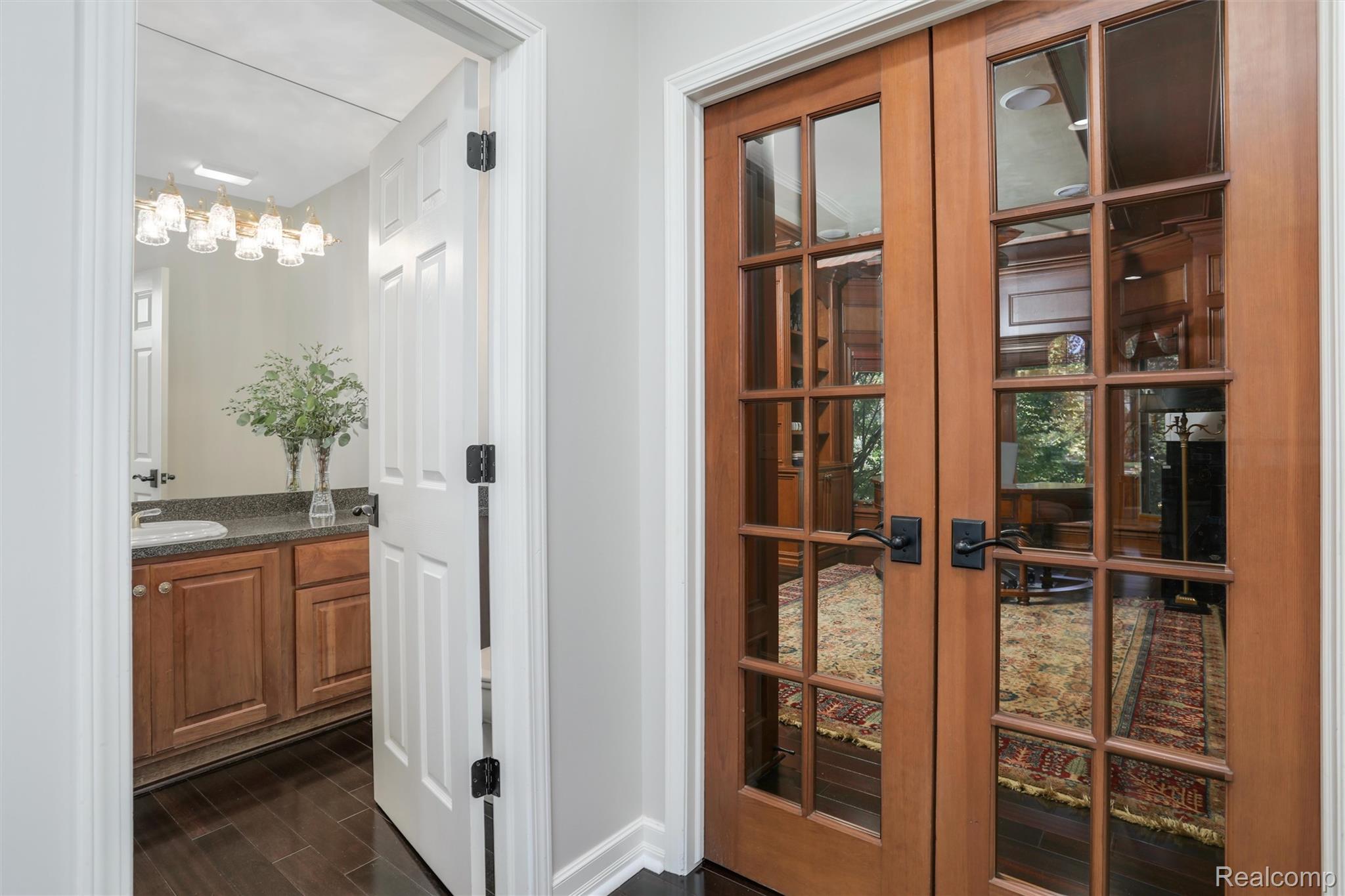 4995 Highland Court