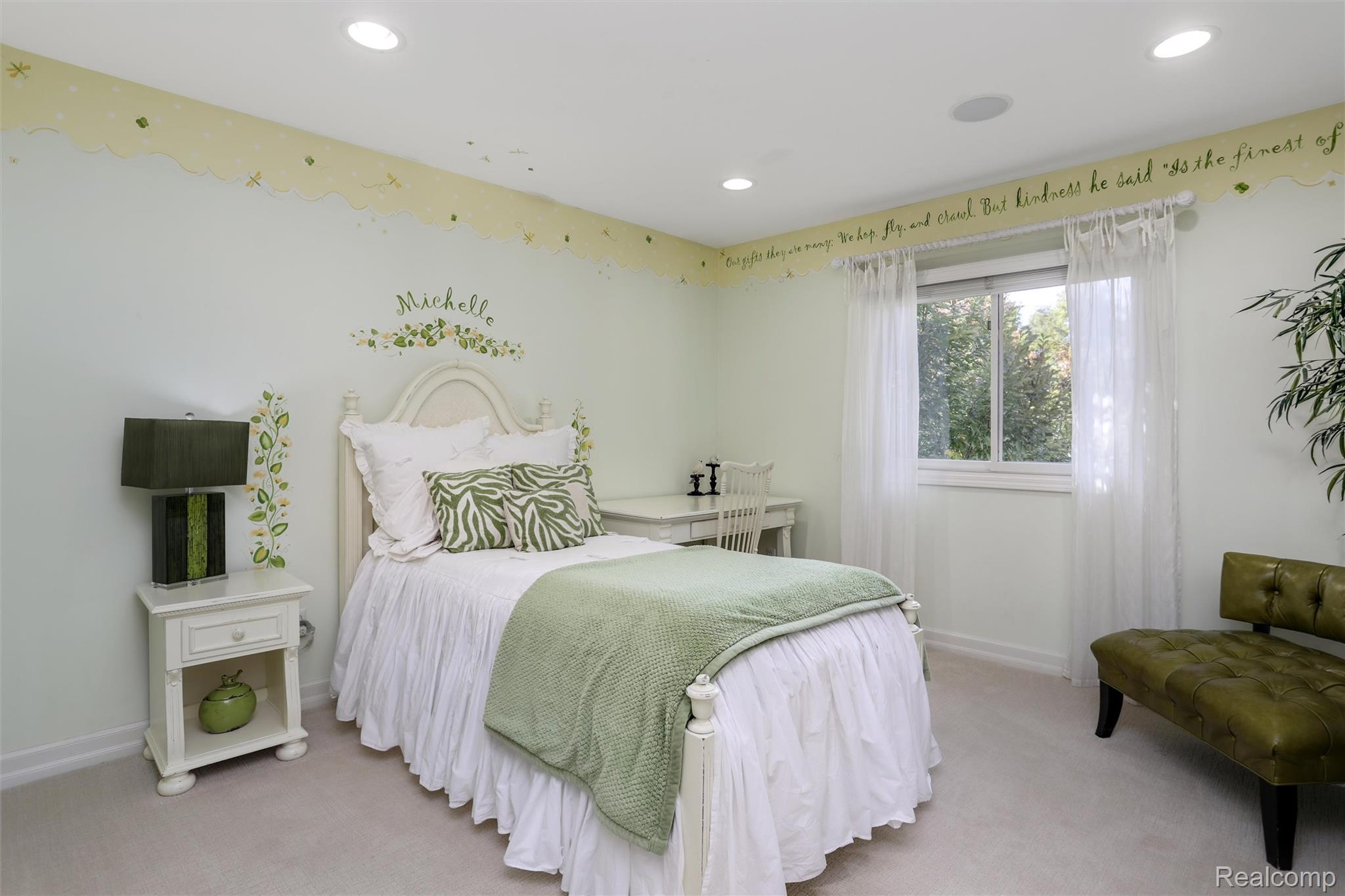 4995 Highland Court