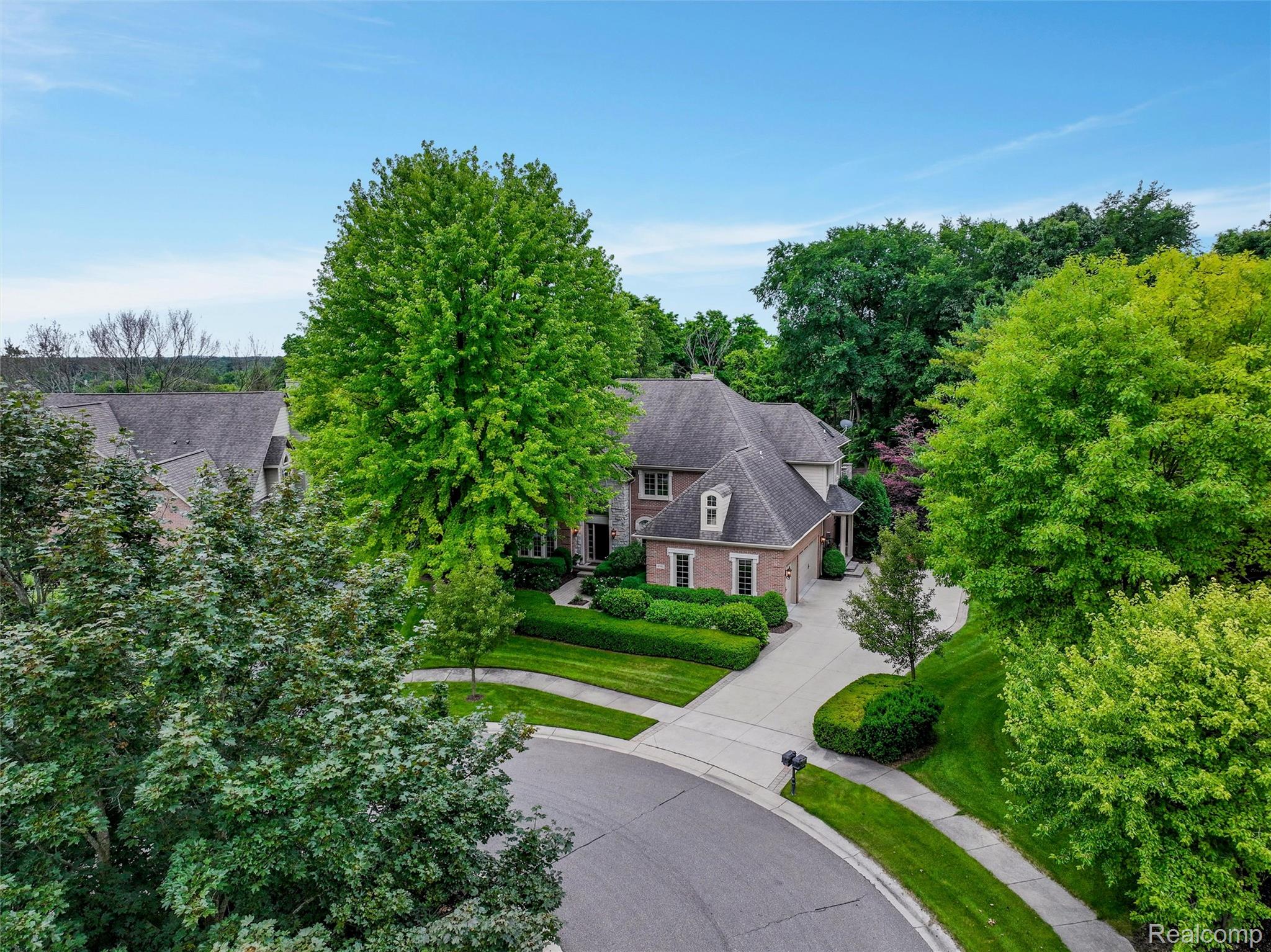 4995 Highland Court