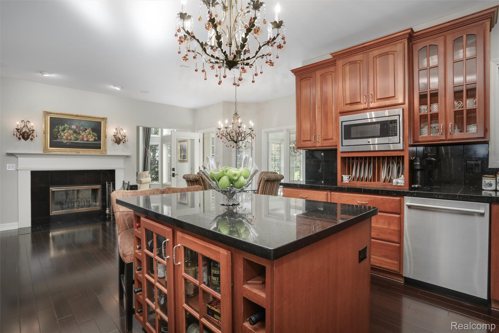 4995 Highland Court