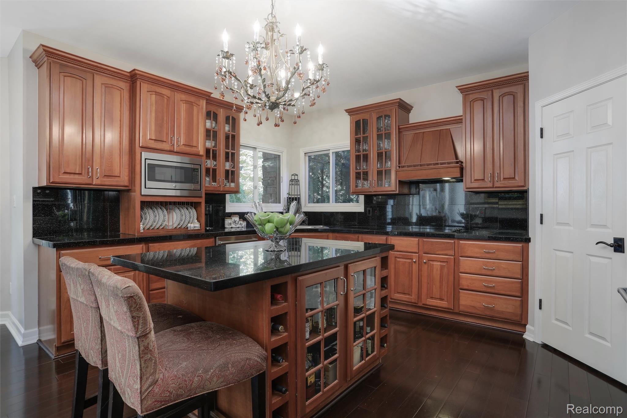 4995 Highland Court